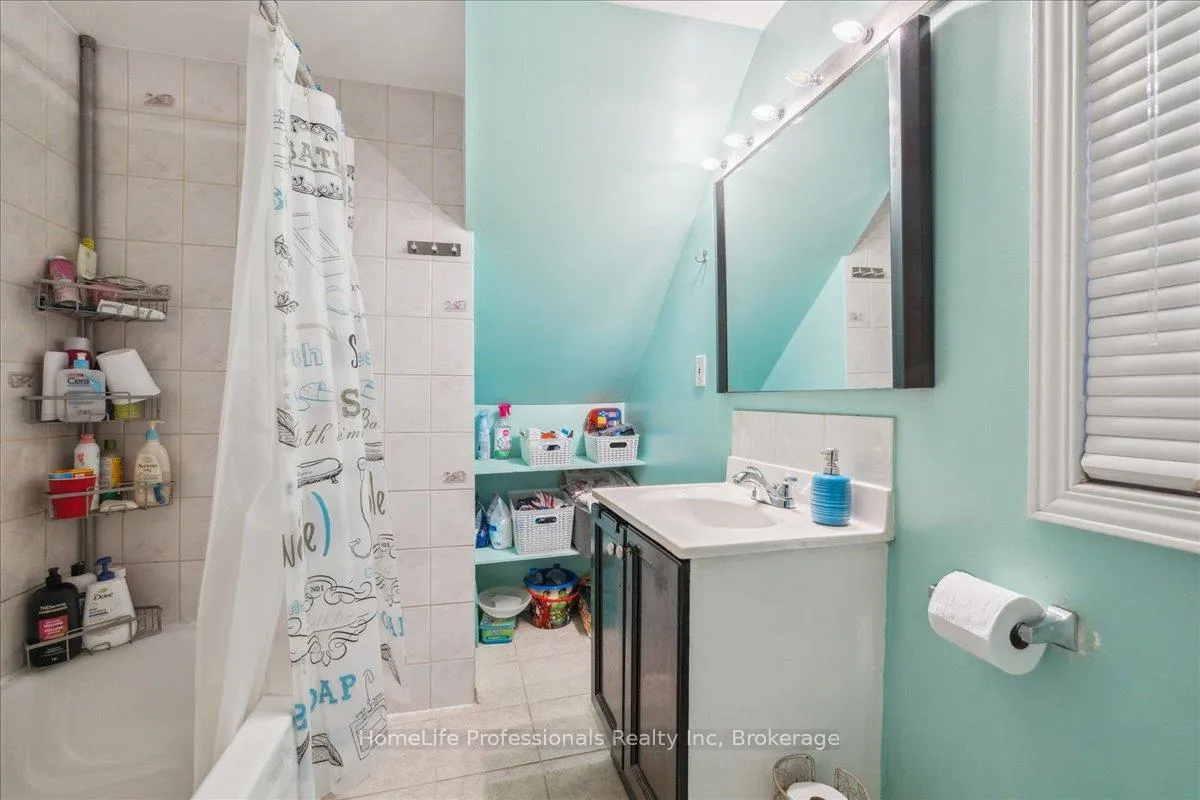 Photo 27 of 1122 Cannon Street E, Hamilton, Crown Point — HOMEH