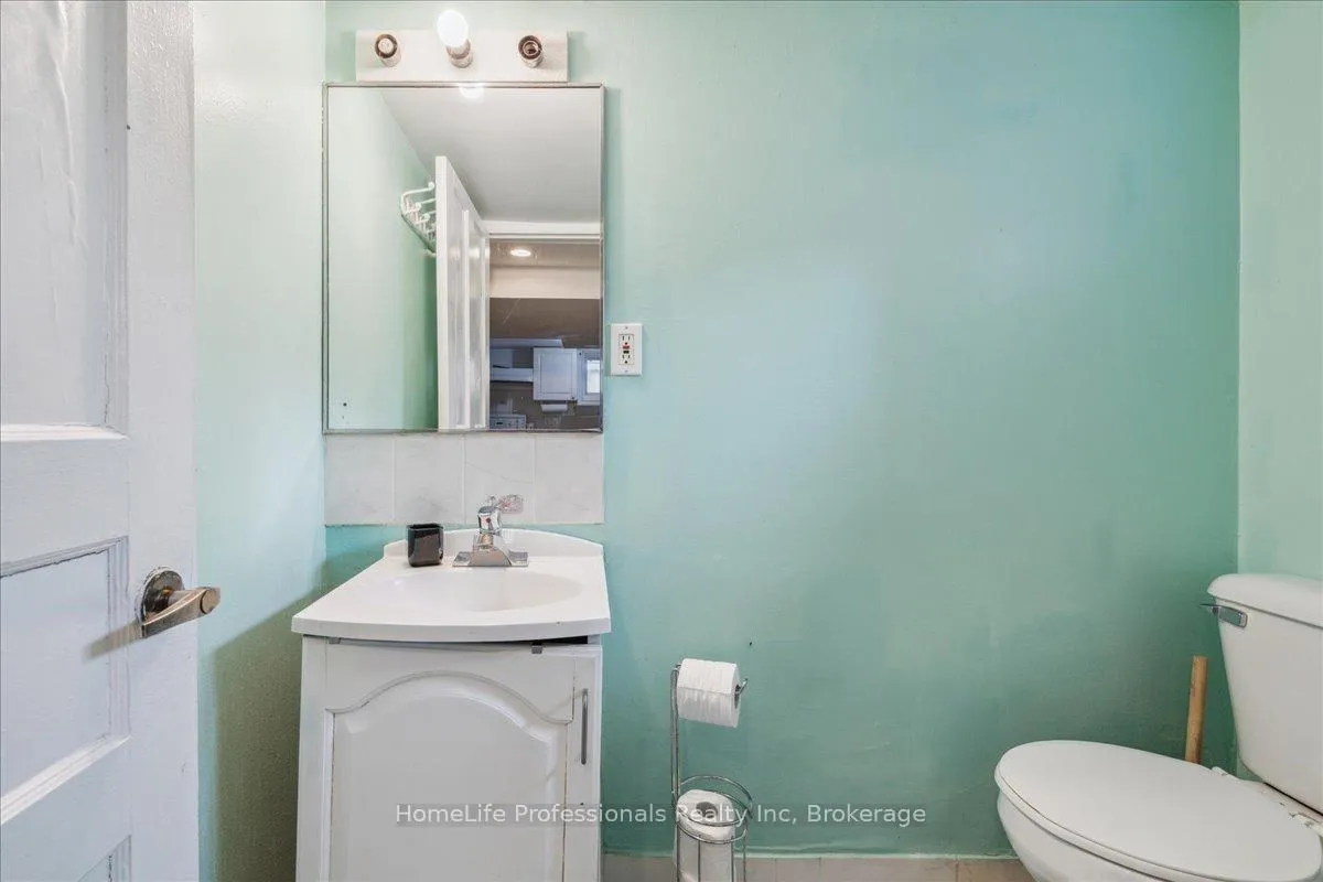Photo 35 of 1122 Cannon Street E, Hamilton, Crown Point — HOMEH