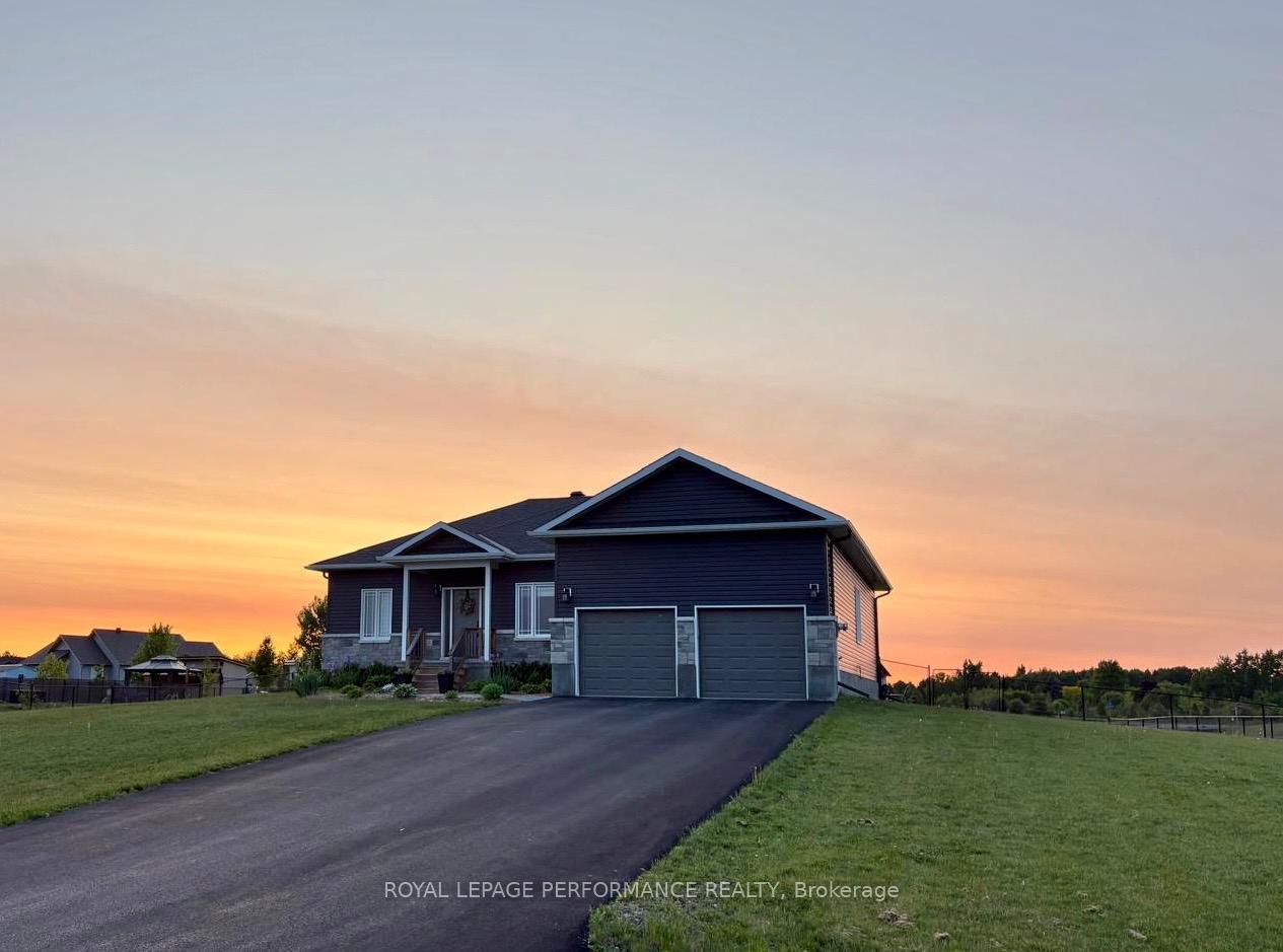 Photo 1 of 3569 Crosswind Crescent, Ottawa, Osgoode — HOMEH