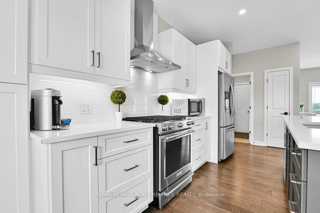Photo 14 of 3569 Crosswind Crescent, Ottawa, Osgoode — HOMEH