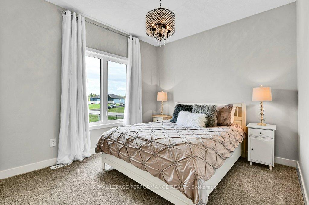Photo 24 of 3569 Crosswind Crescent, Ottawa, Osgoode — HOMEH