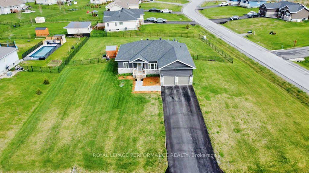 Photo 41 of 3569 Crosswind Crescent, Ottawa, Osgoode — HOMEH