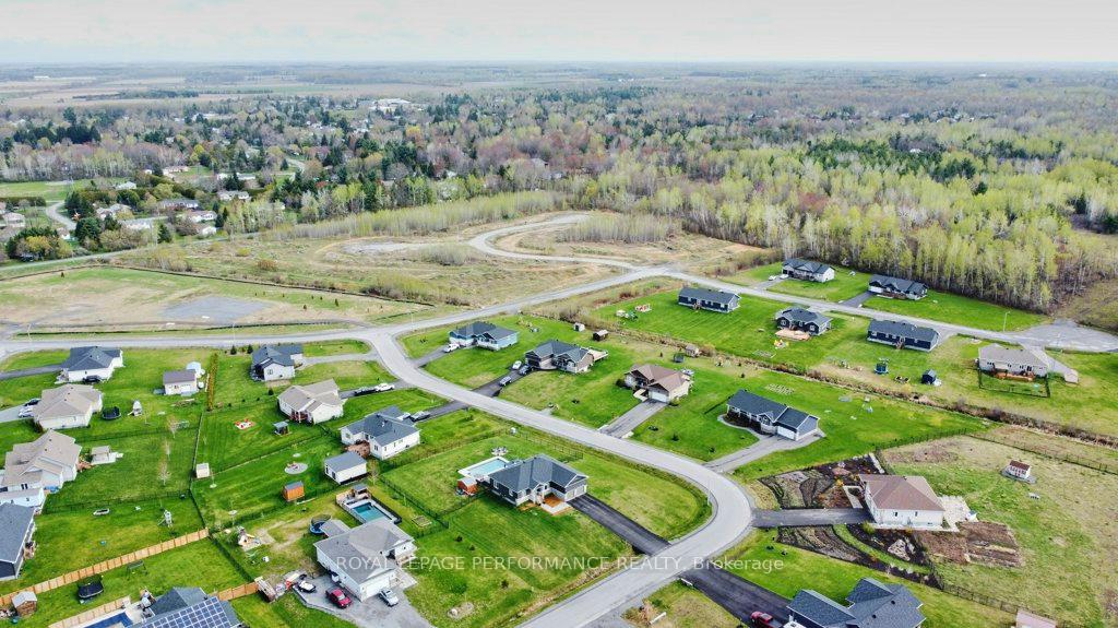Photo 43 of 3569 Crosswind Crescent, Ottawa, Osgoode — HOMEH