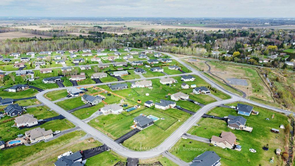 Photo 44 of 3569 Crosswind Crescent, Ottawa, Osgoode — HOMEH