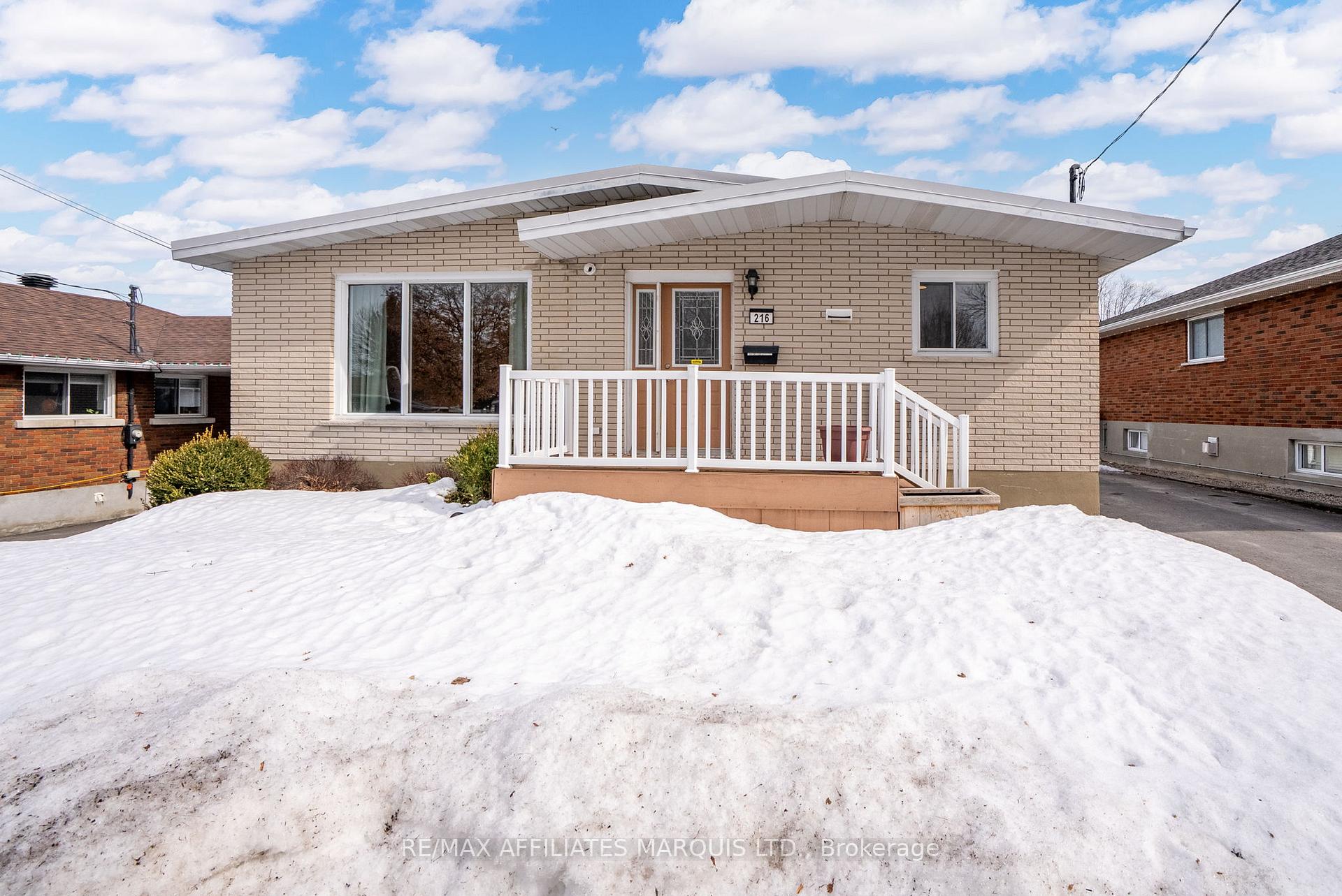 Photo 1 of 216 Jarvis Street, Cornwall — HOMEH