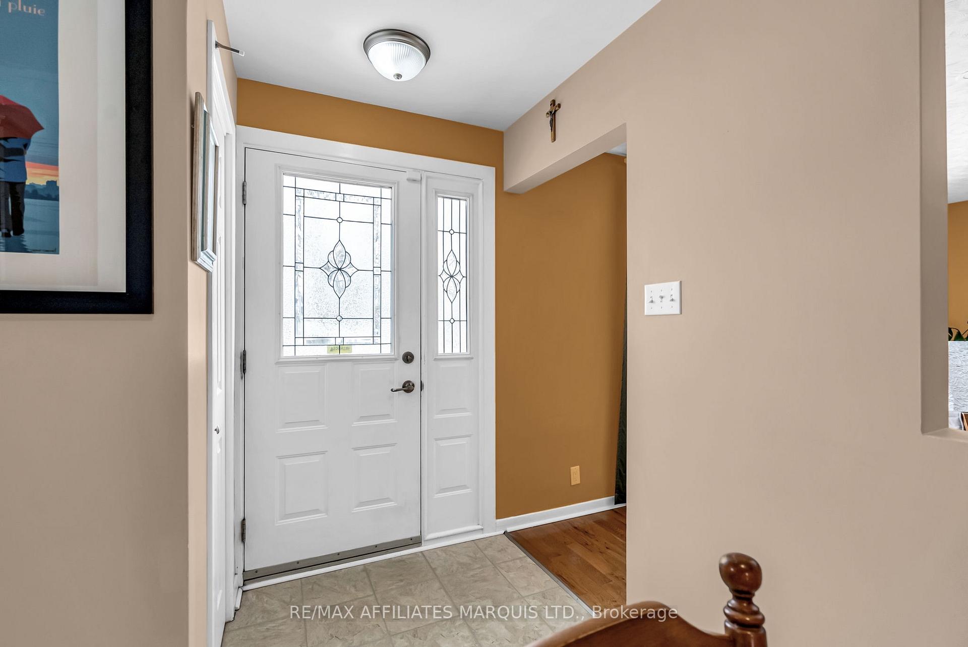 Photo 3 of 216 Jarvis Street, Cornwall — HOMEH