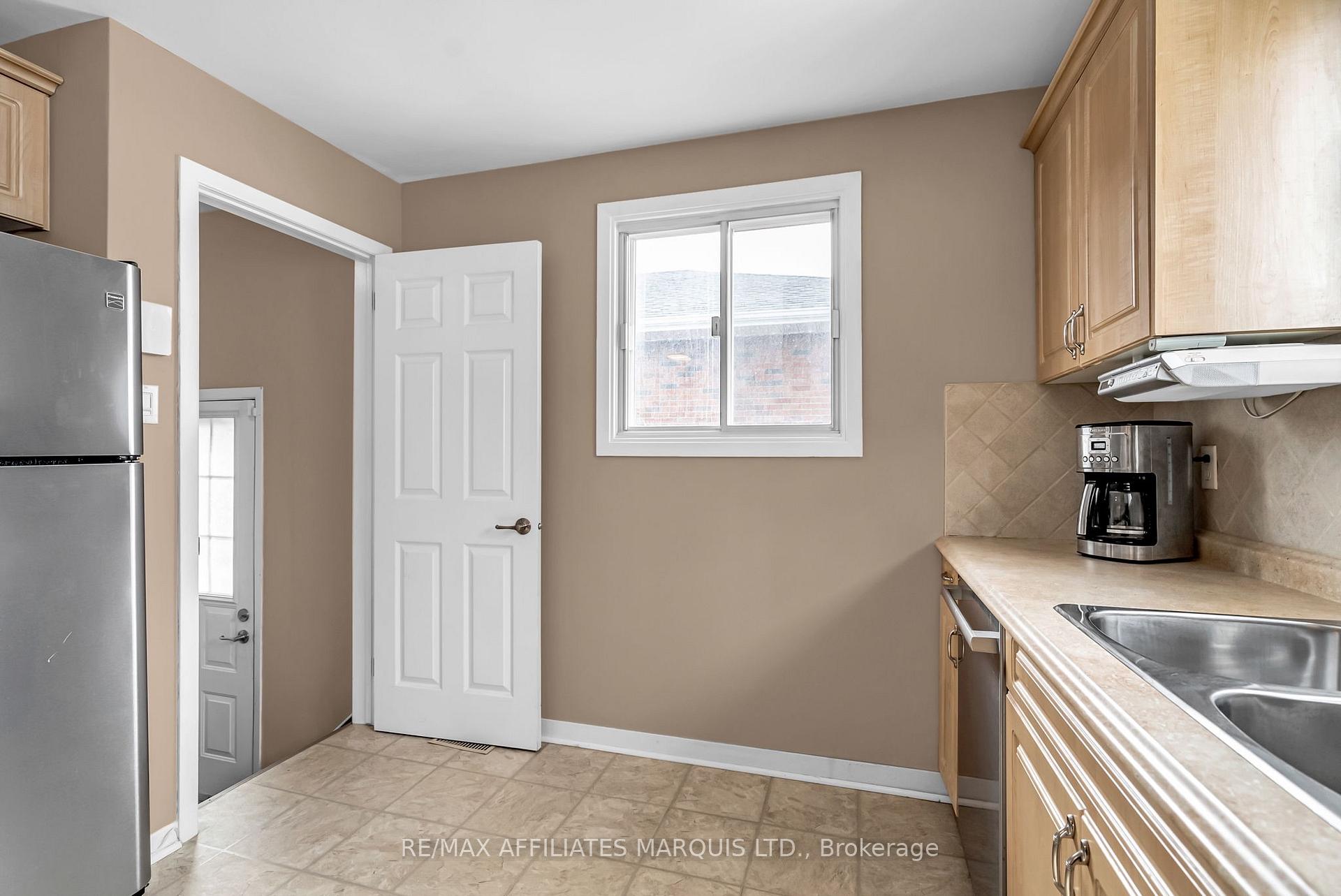 Photo 12 of 216 Jarvis Street, Cornwall — HOMEH