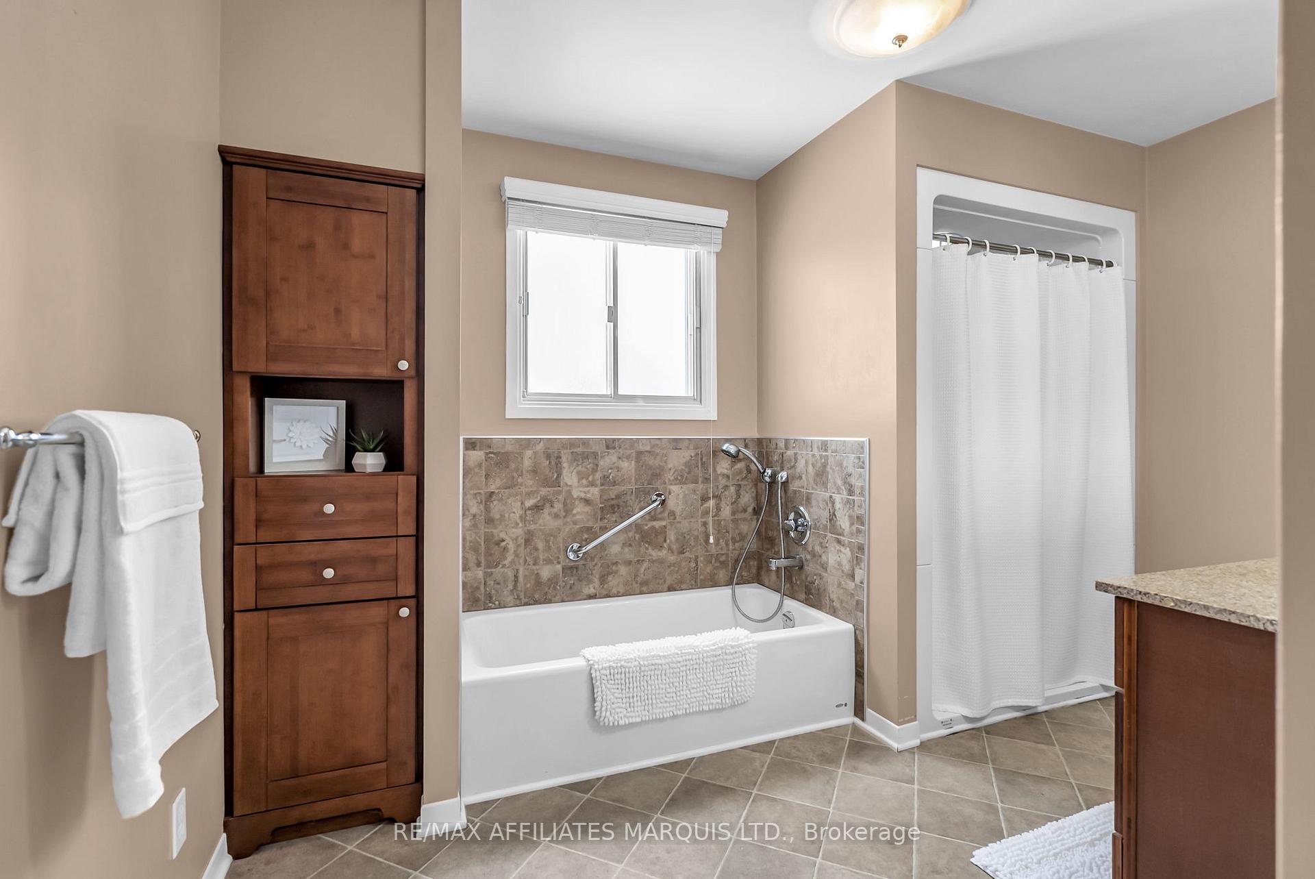Photo 18 of 216 Jarvis Street, Cornwall — HOMEH