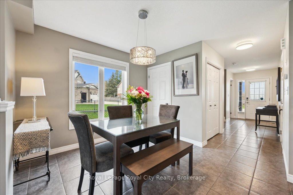 Photo 16 of 33 Bowen Drive, Guelph, Victoria North — HOMEH