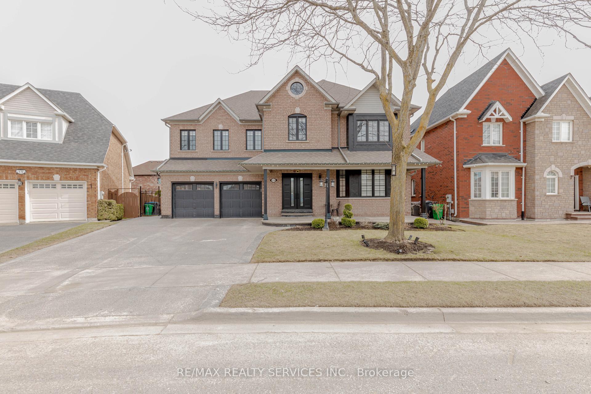 Front of 13 Donwoods Court