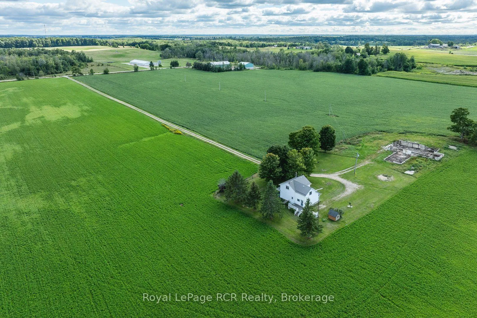 Photo 1 of 228 10 Concession, Brockton — HOMEH