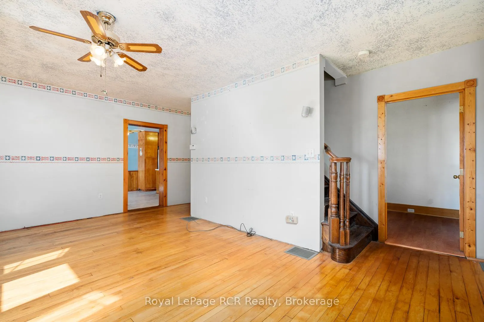 Photo 11 of 228 10 Concession, Brockton — HOMEH