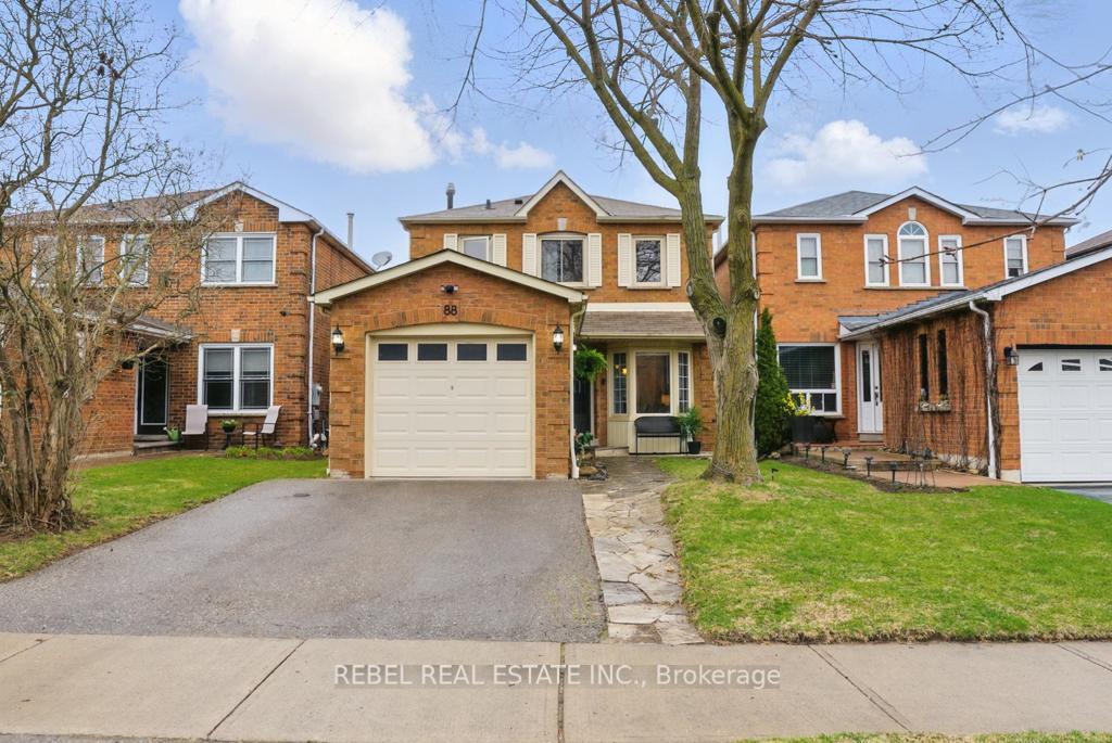Front of 88 Fernbank Place
