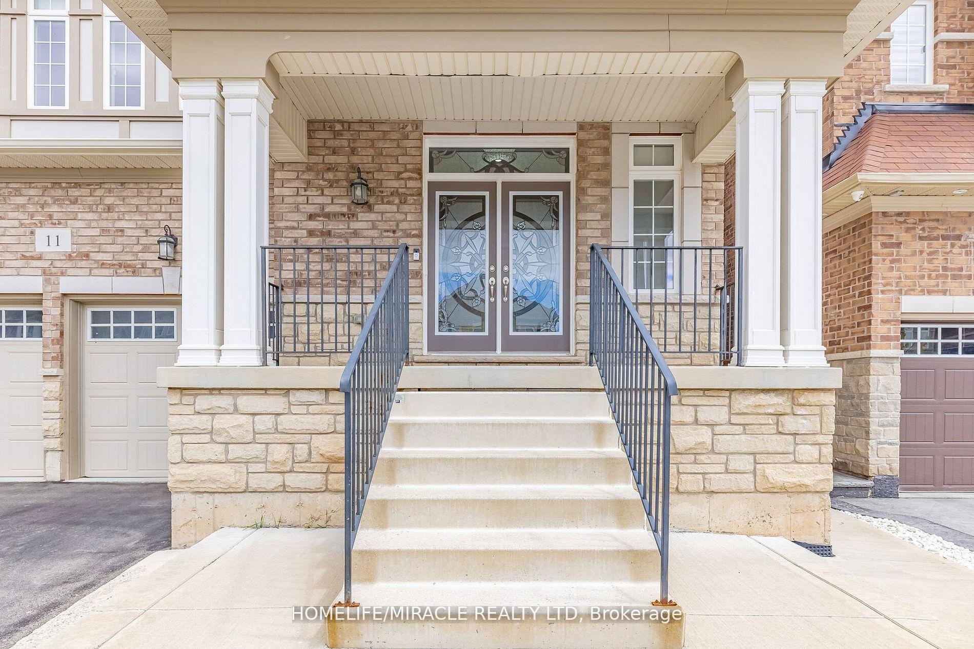 Photo 20 of 11 Monkton Circle, Brampton, Credit Valley — HOMEH