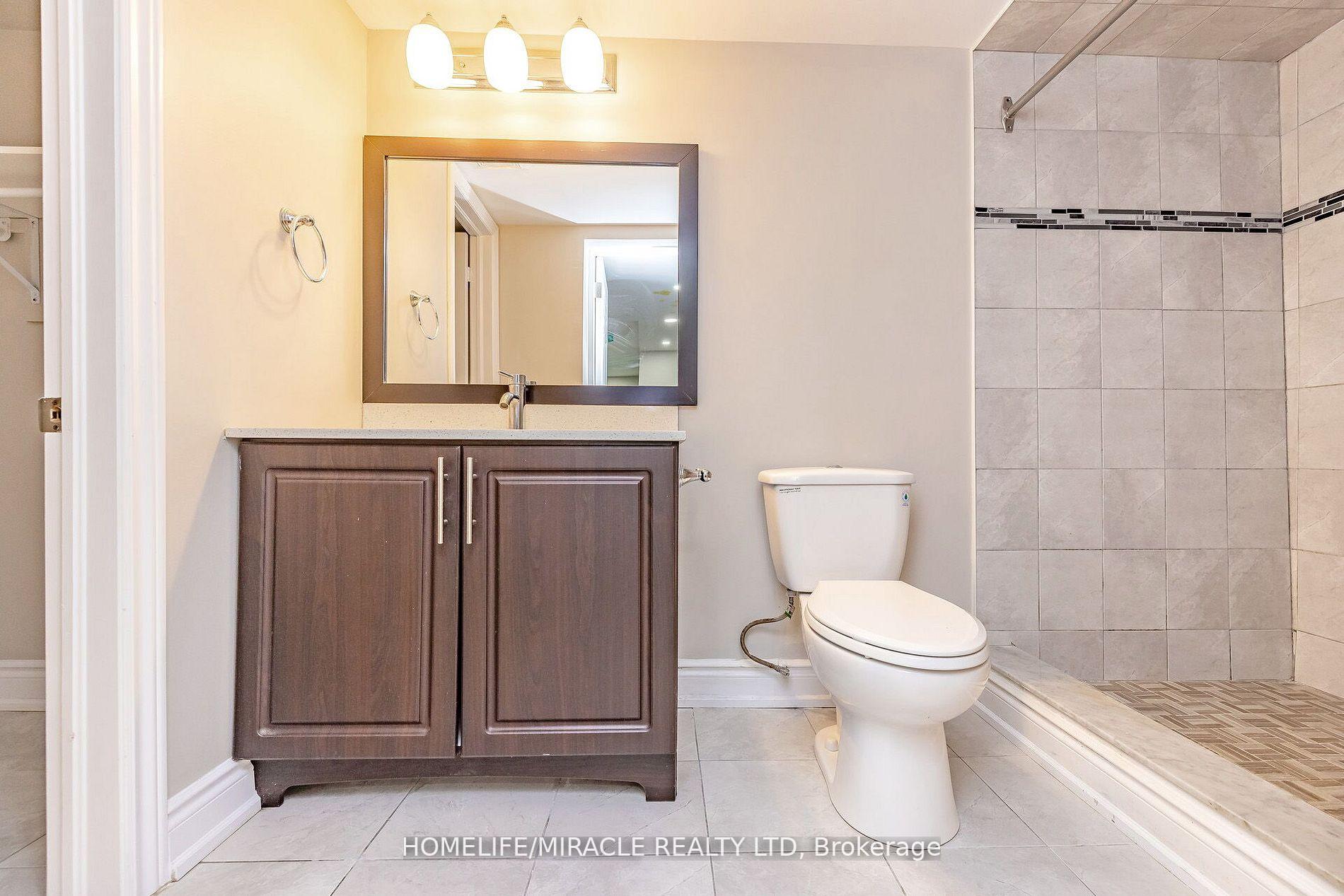 Photo 22 of 11 Monkton Circle, Brampton, Credit Valley — HOMEH