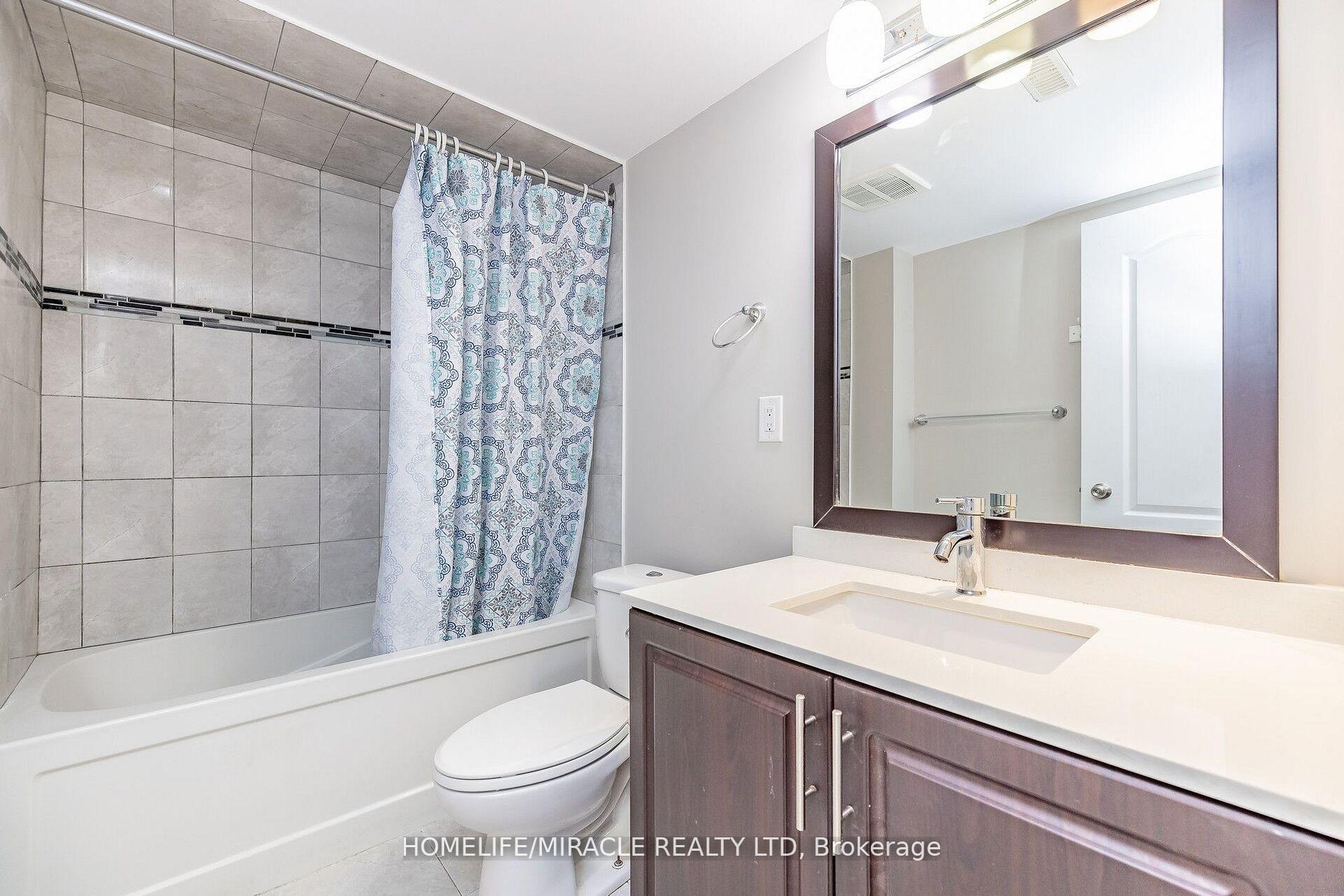 Photo 40 of 11 Monkton Circle, Brampton, Credit Valley — HOMEH