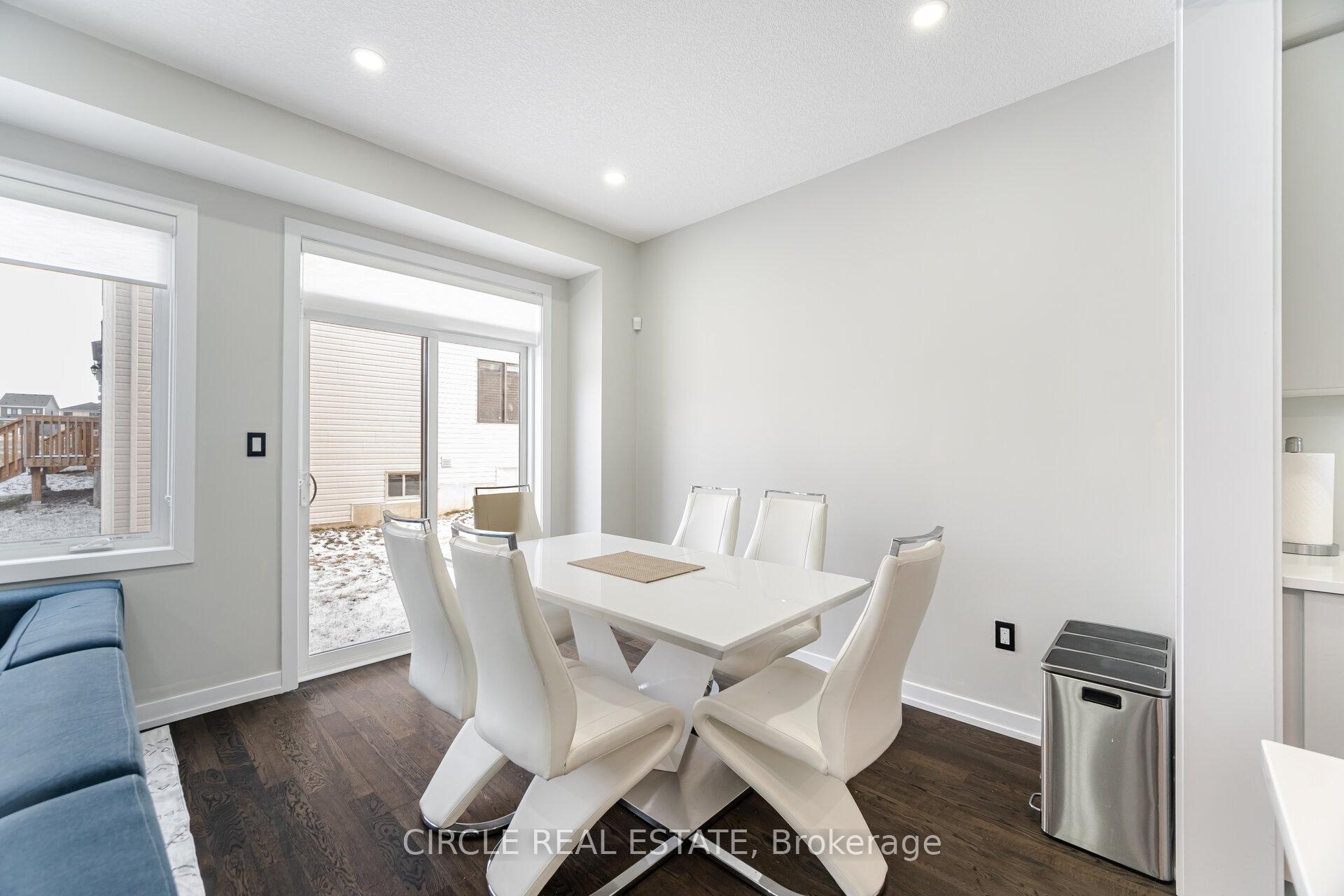 Photo 13 of 112 Lilac Circle, Haldimand — HOMEH