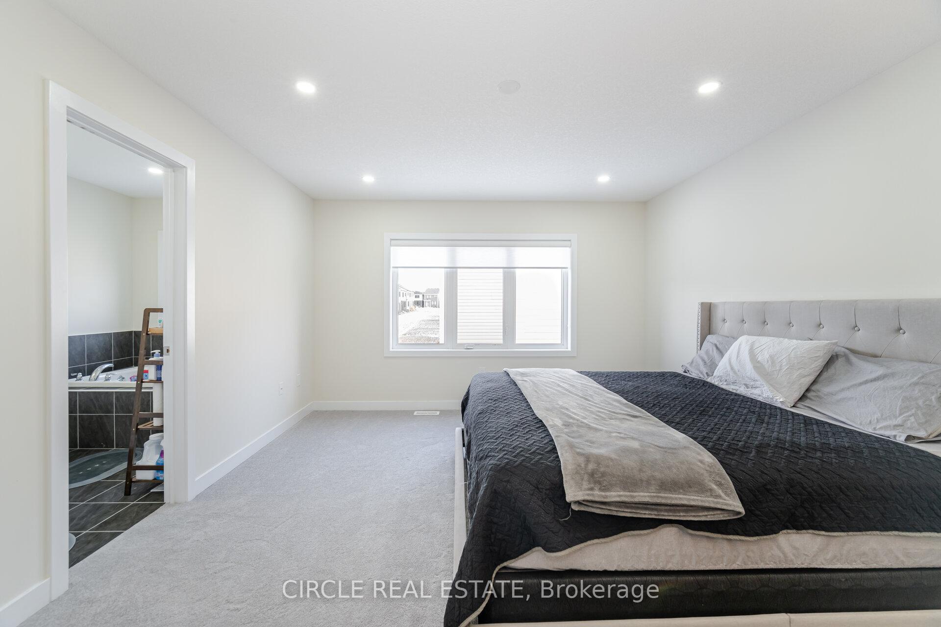 Photo 38 of 112 Lilac Circle, Haldimand — HOMEH
