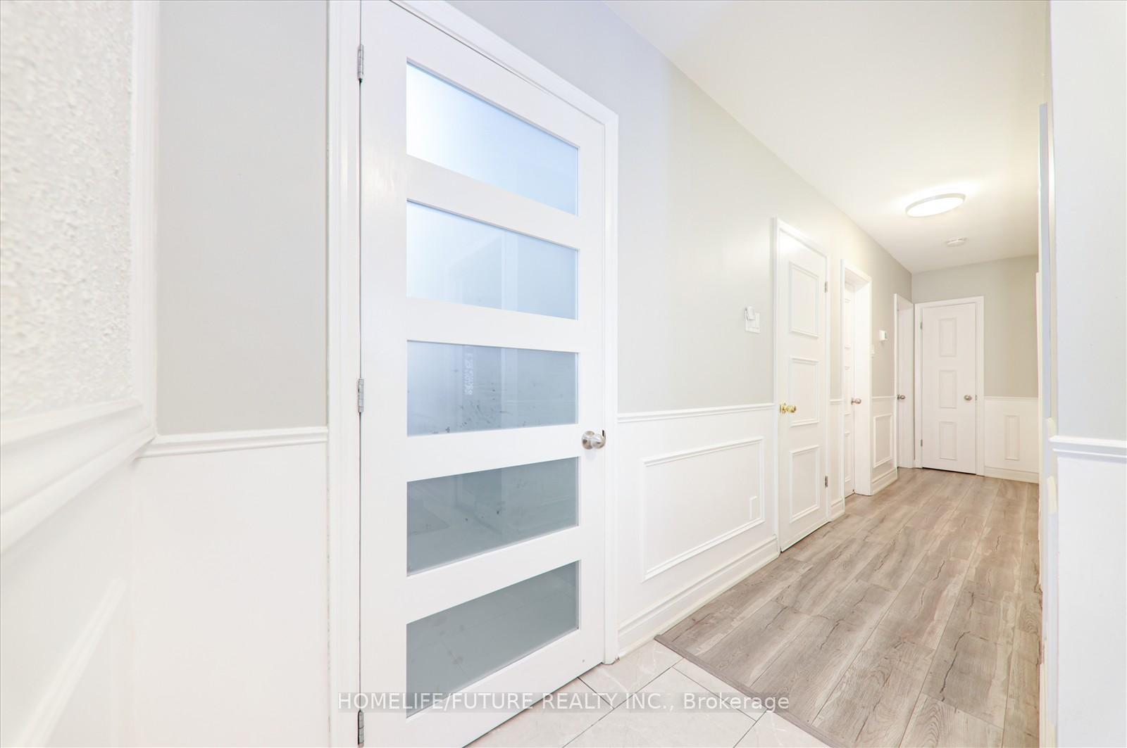 Photo 16 of 53 Applefield Drive, Scarborough, Bendale — HOMEH
