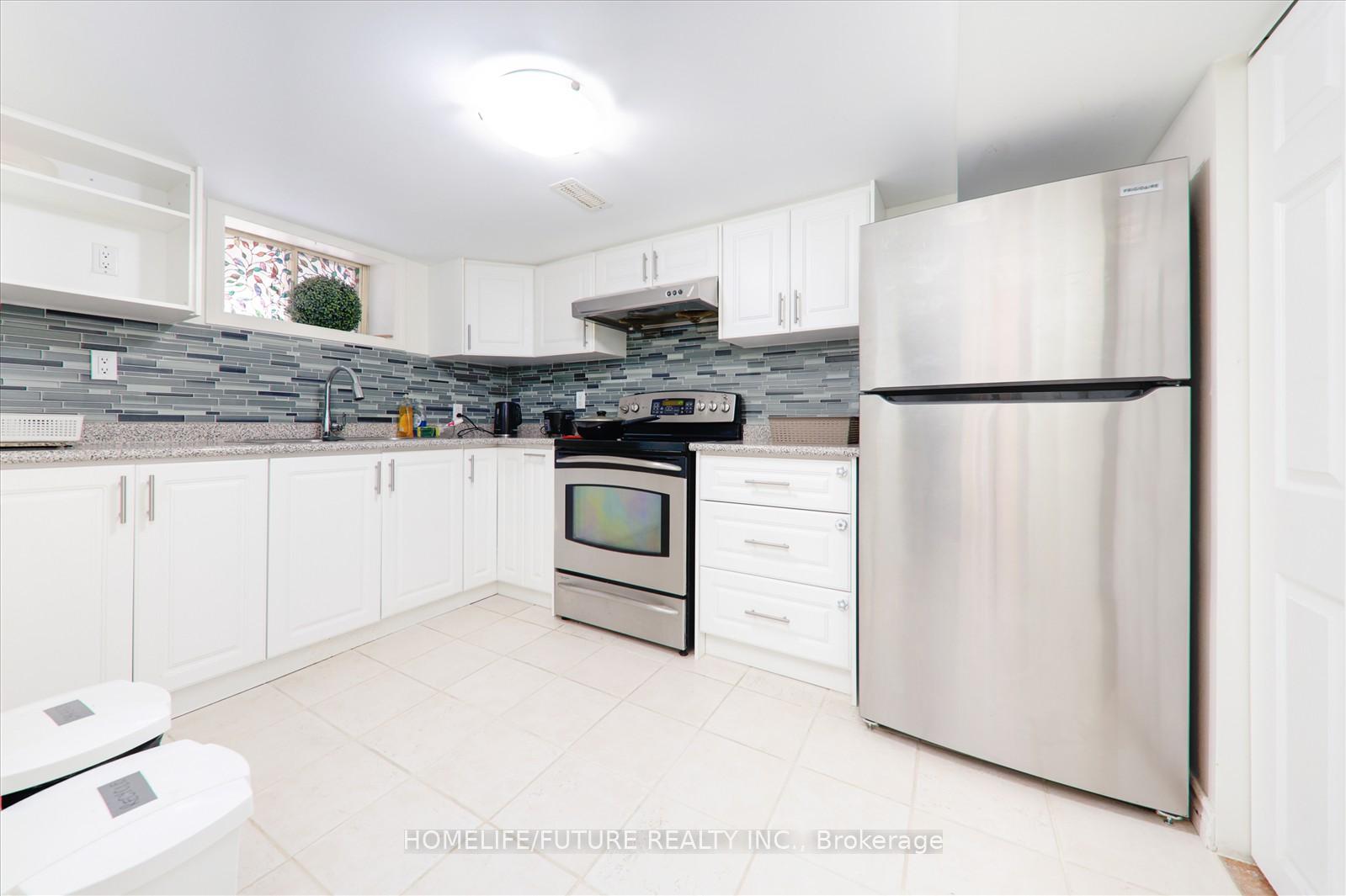 Photo 22 of 53 Applefield Drive, Scarborough, Bendale — HOMEH