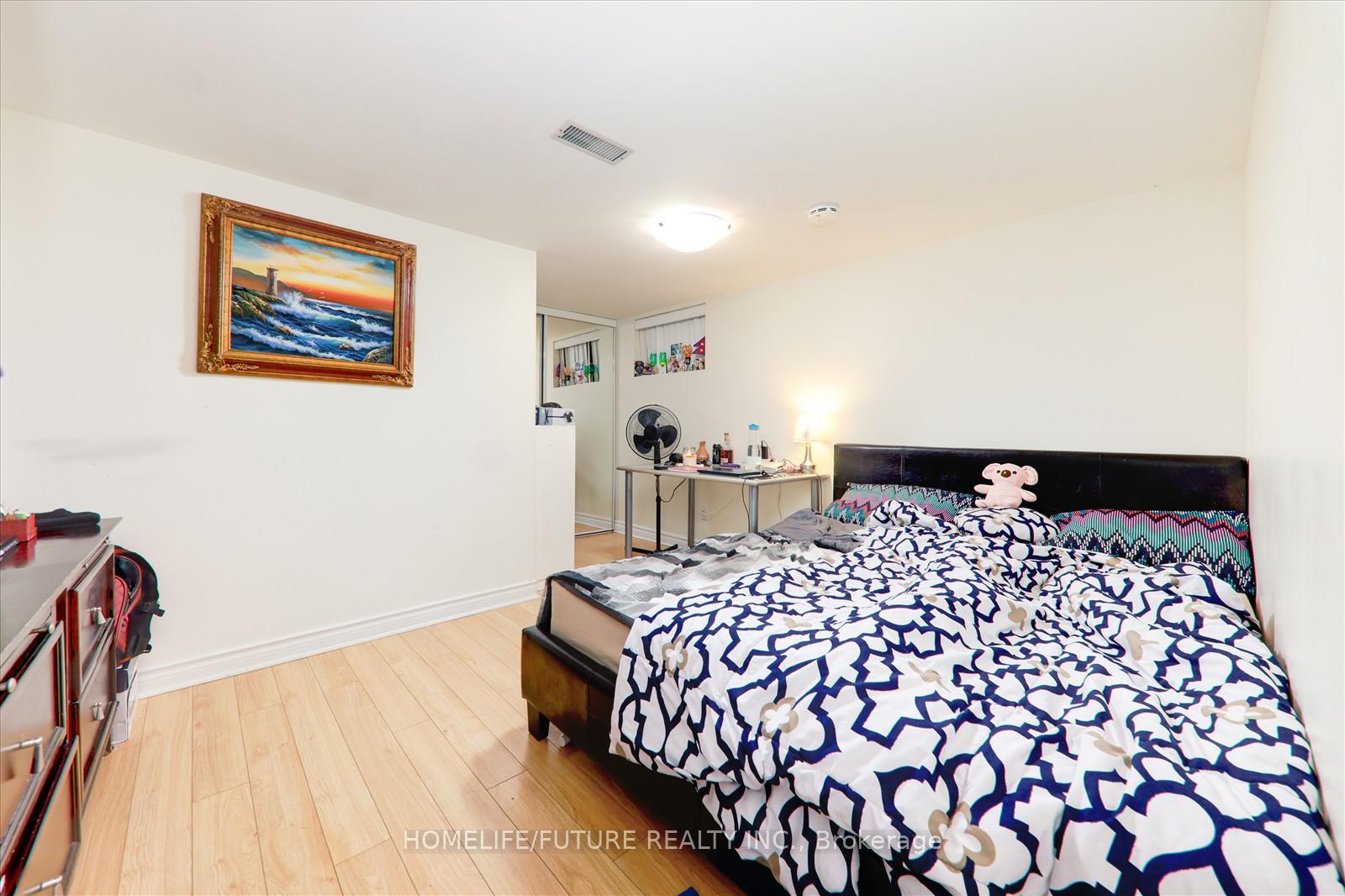 Photo 31 of 53 Applefield Drive, Scarborough, Bendale — HOMEH