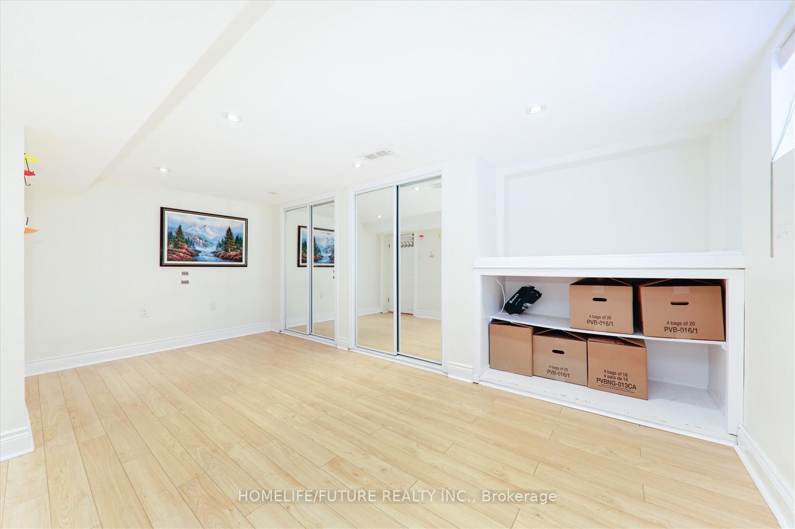 Photo 29 of 53 Applefield Drive, Scarborough, Bendale — HOMEH