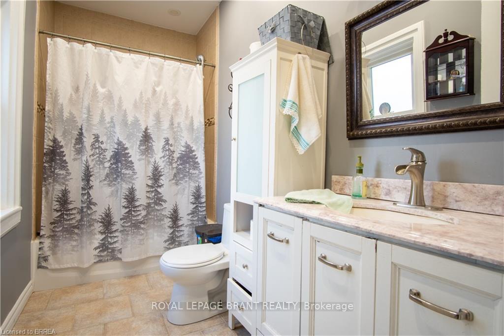 Photo 2 of 266 Thirteenth Concessio Road, Brant, Oakland — HOMEH