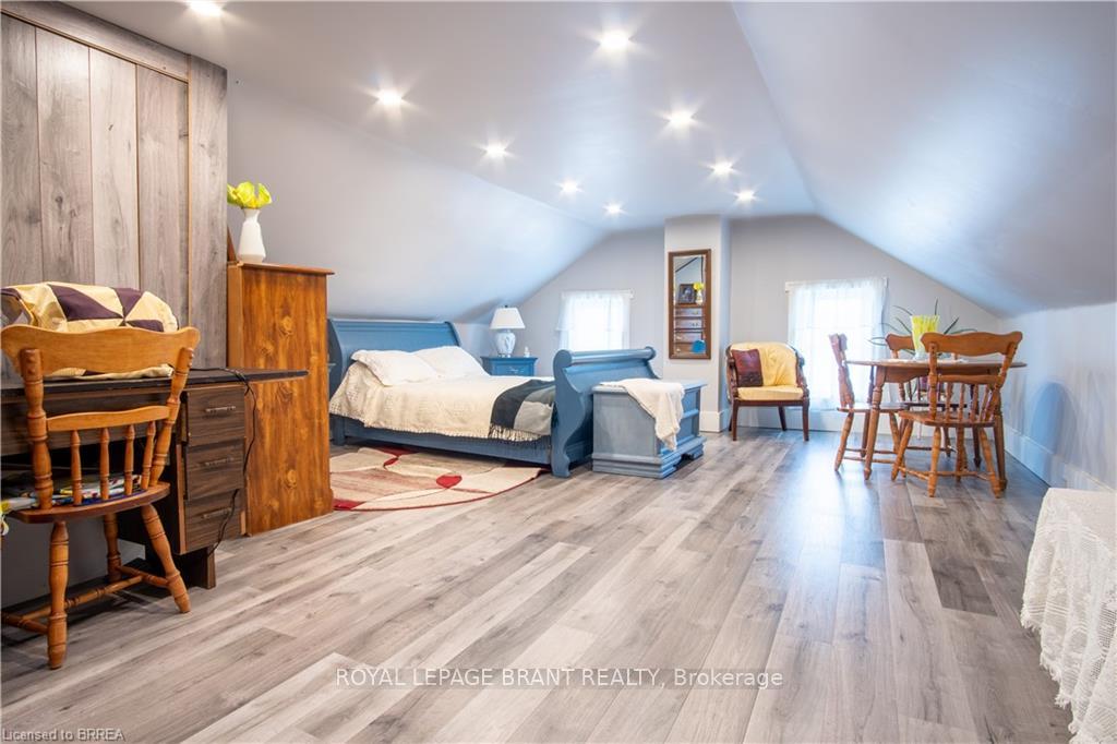 Photo 10 of 266 Thirteenth Concessio Road, Brant, Oakland — HOMEH