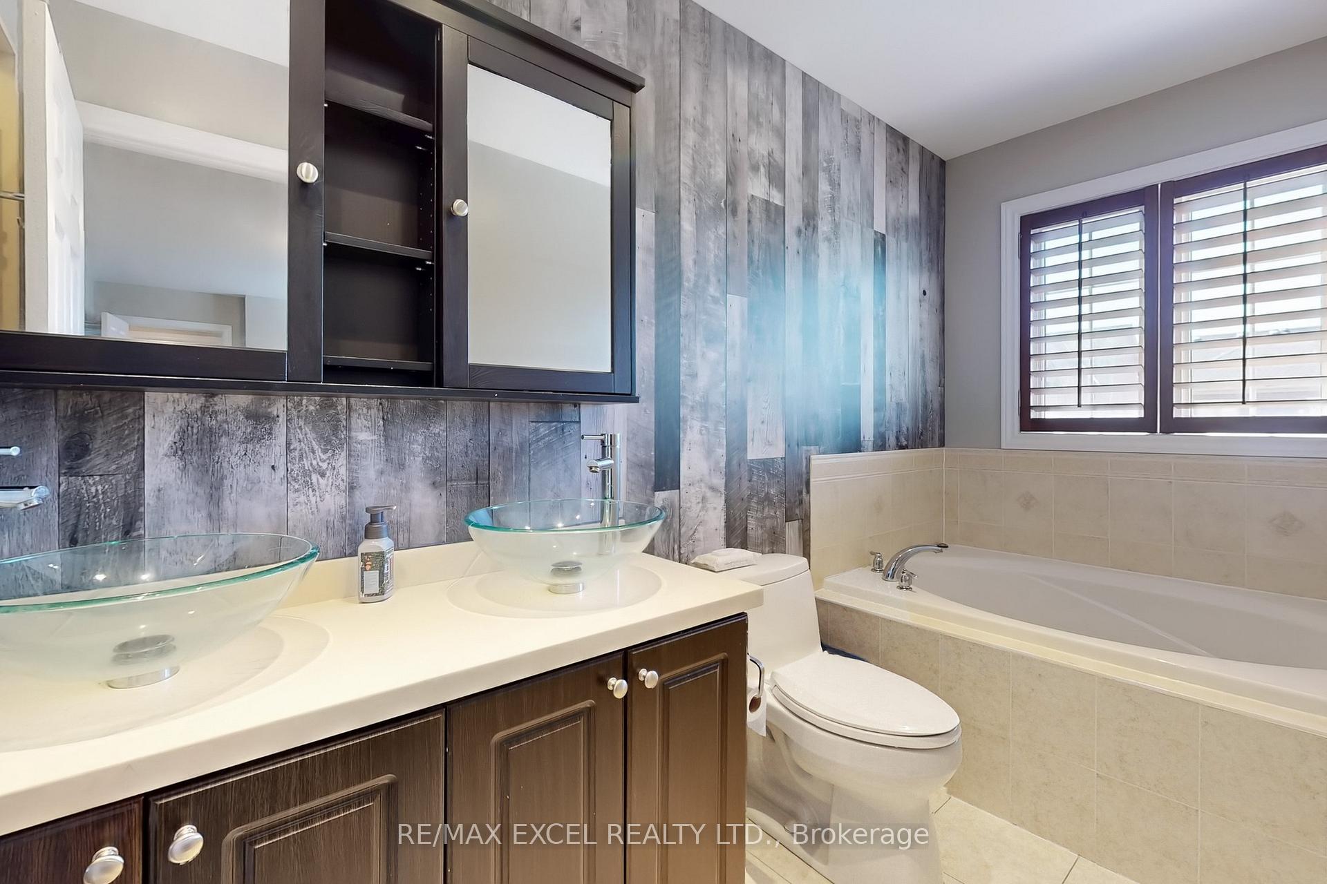 Photo 10 of 55 Reflection Road, Markham, Cathedraltown — HOMEH