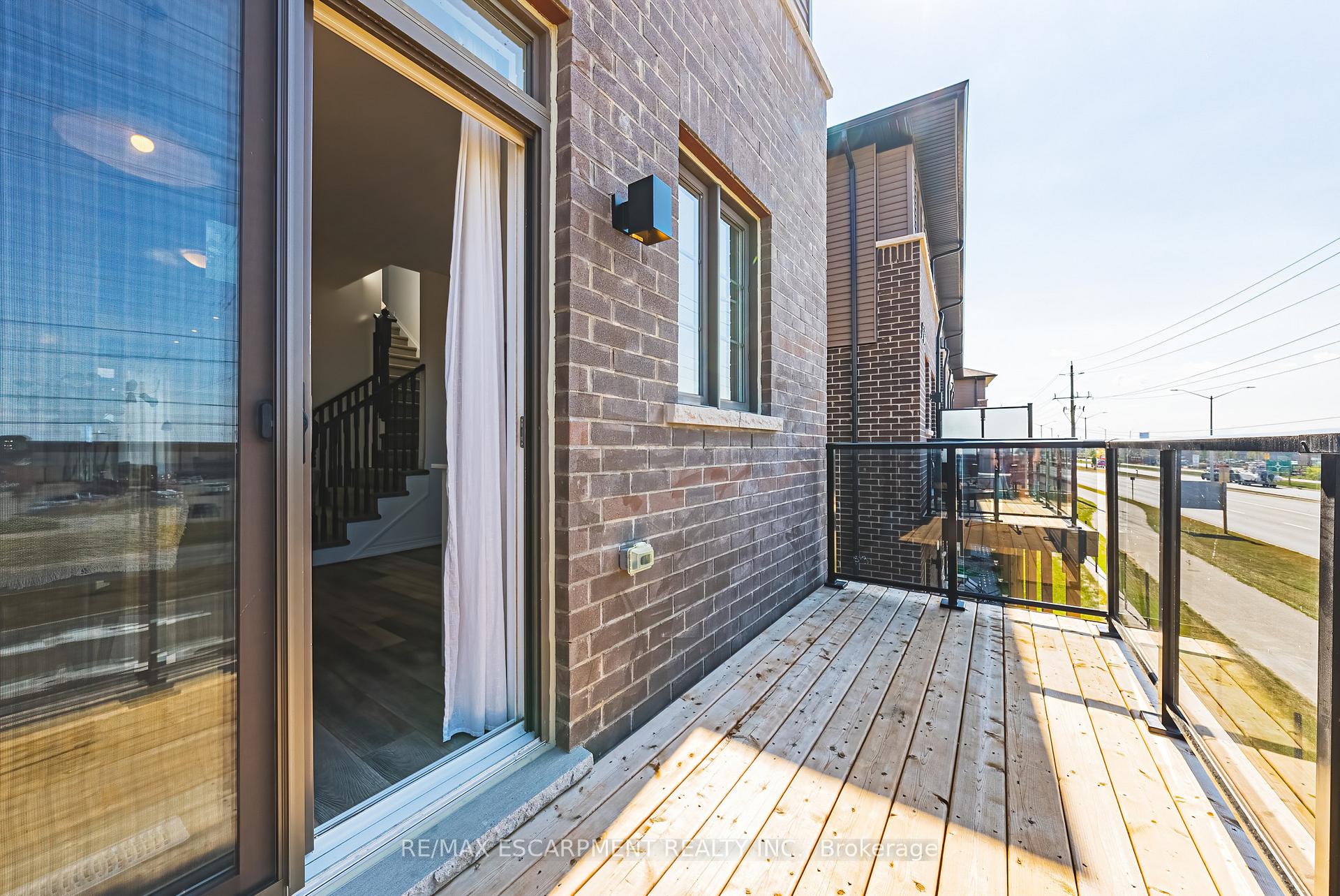 Photo 38 of Unit 18, 120 Court Drive, Brant, Paris — HOMEH