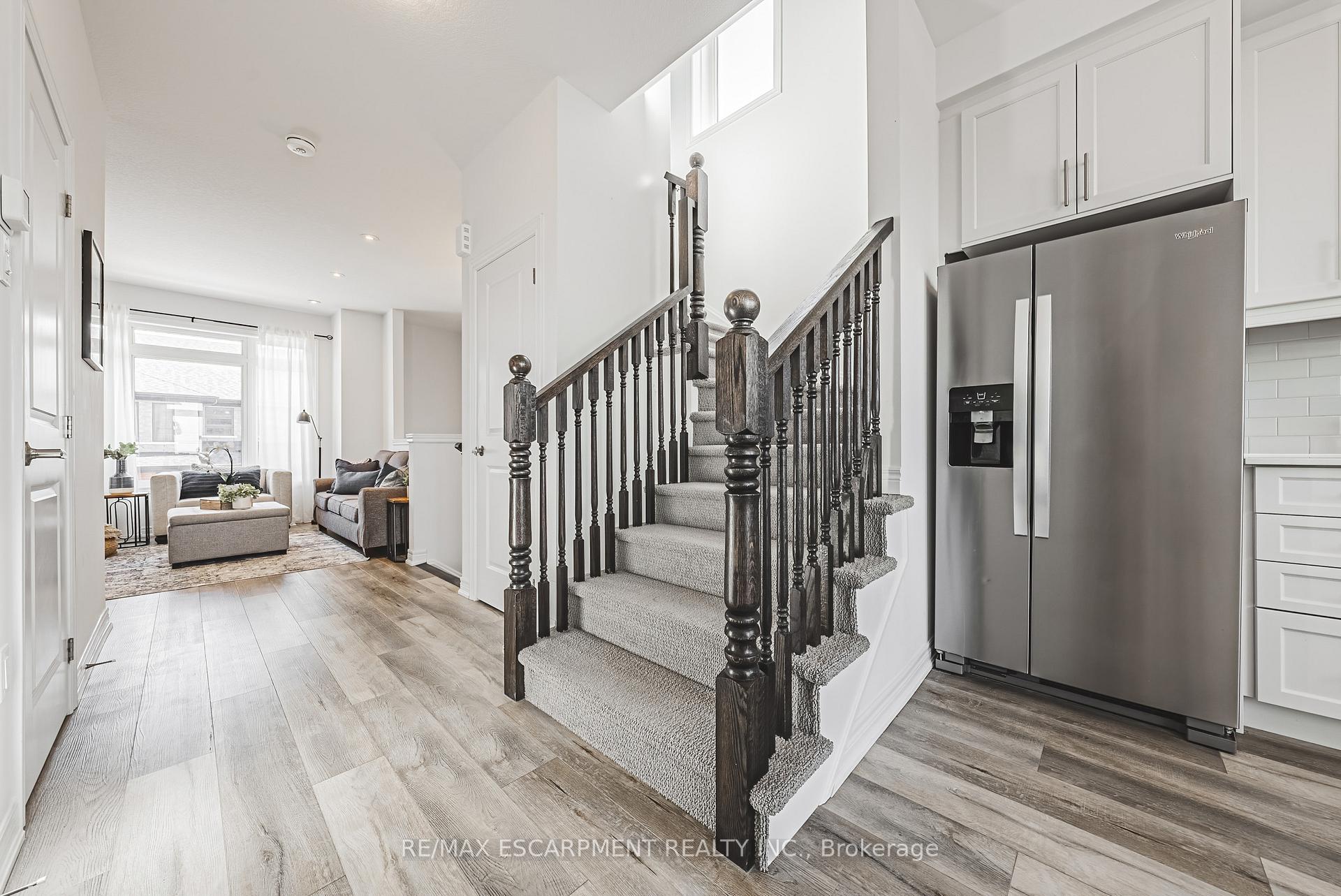 Photo 15 of Unit 18, 120 Court Drive, Brant, Paris — HOMEH