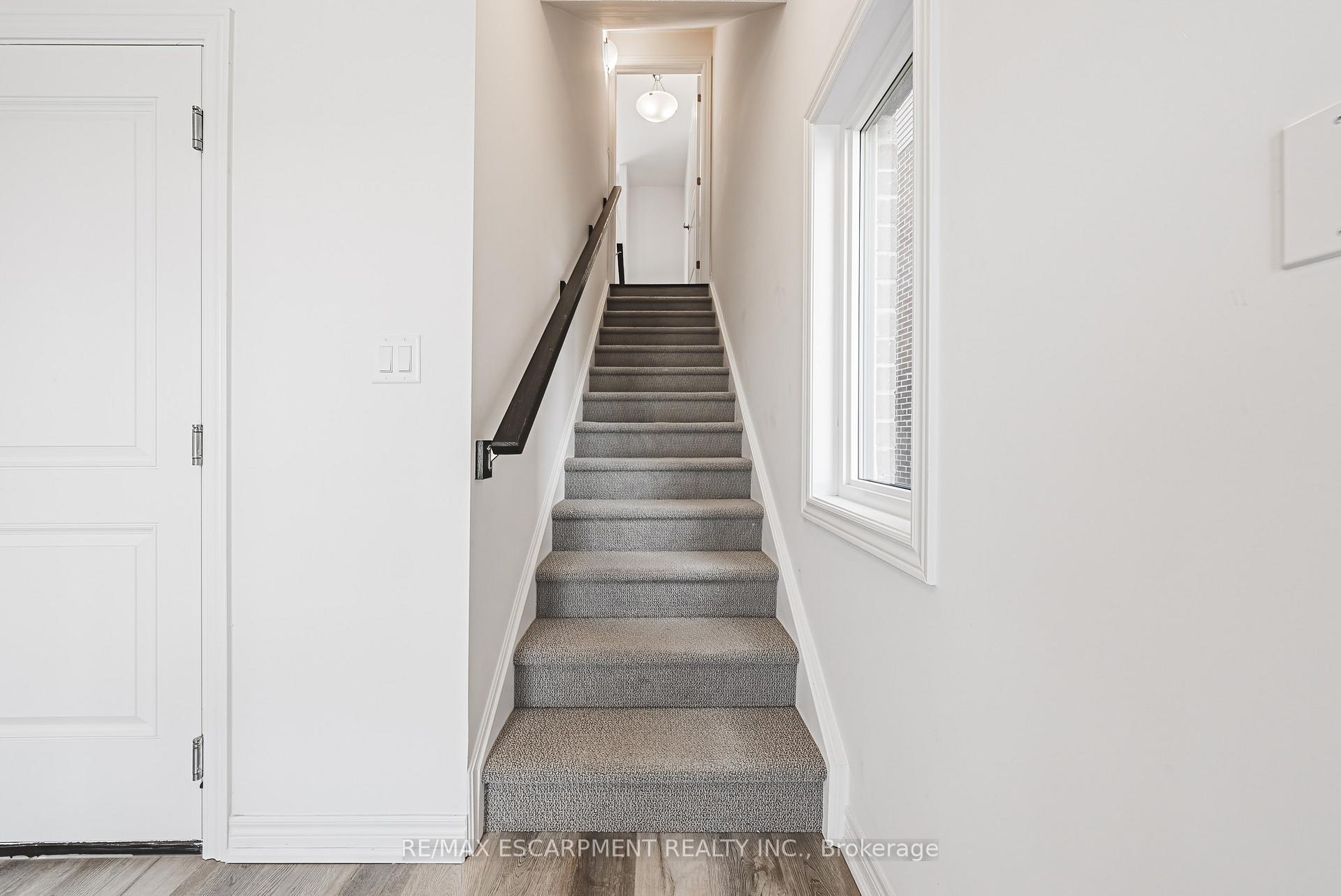 Photo 23 of Unit 18, 120 Court Drive, Brant, Paris — HOMEH