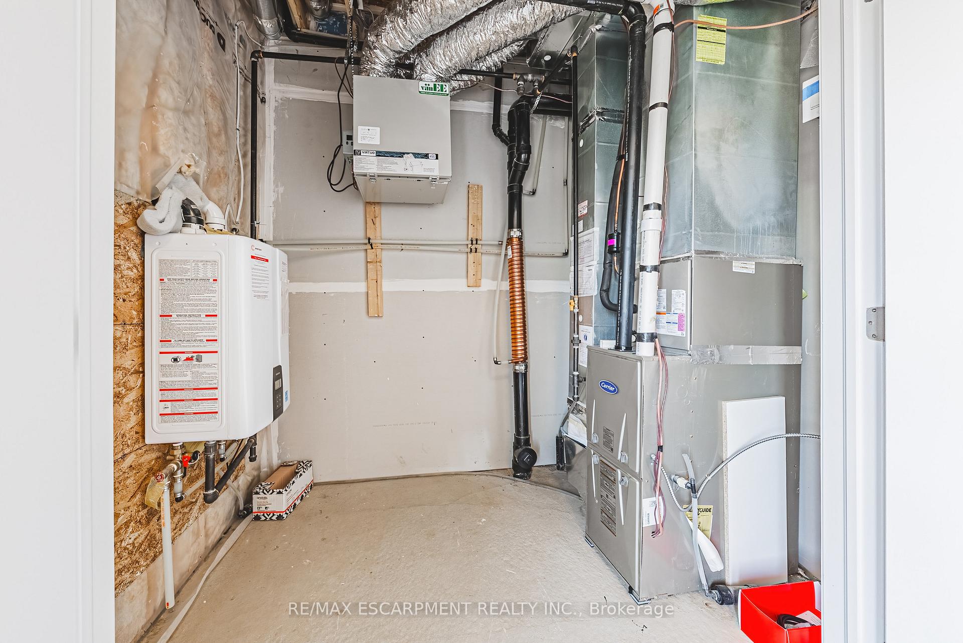 Photo 20 of Unit 18, 120 Court Drive, Brant, Paris — HOMEH