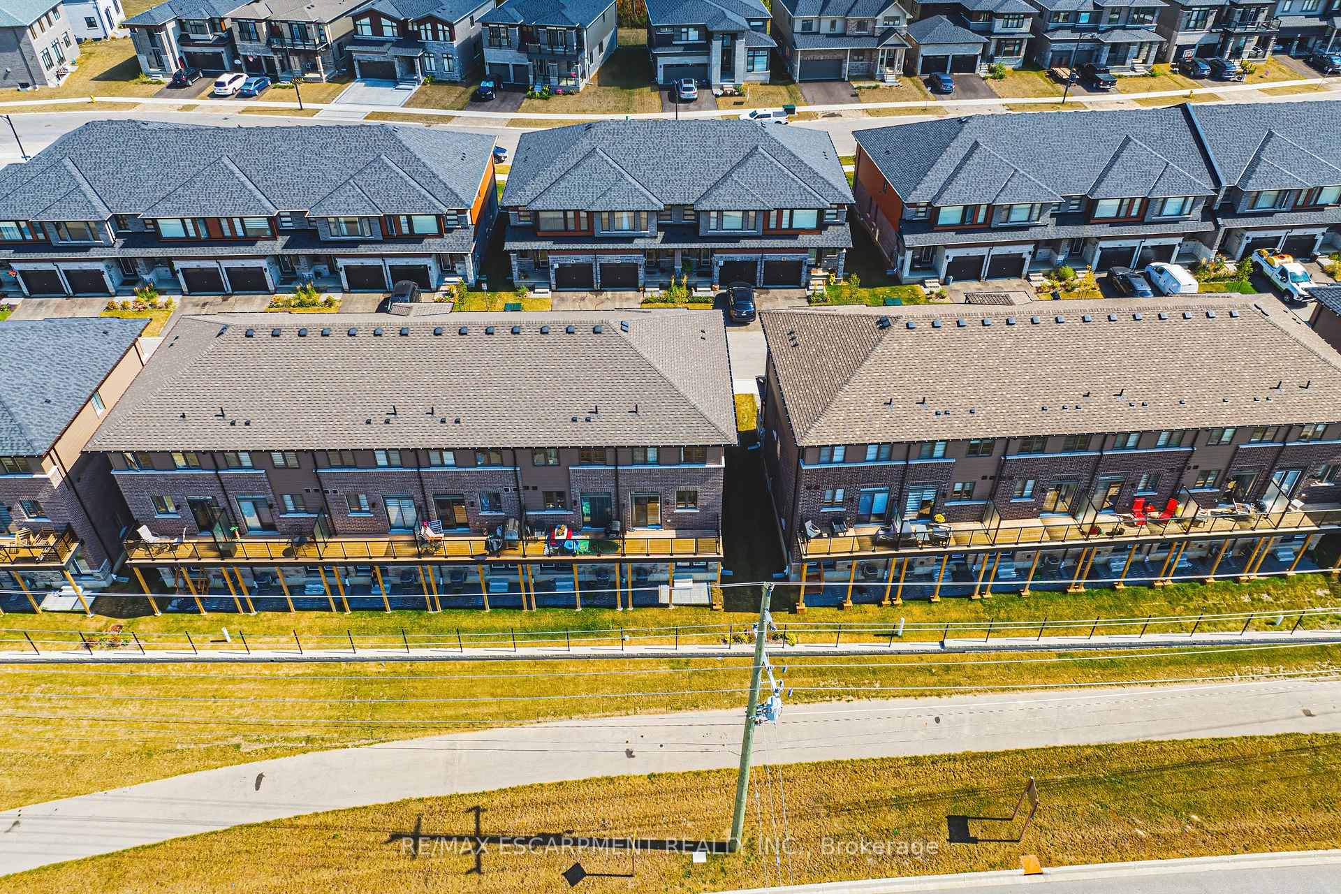 Photo 39 of Unit 18, 120 Court Drive, Brant, Paris — HOMEH