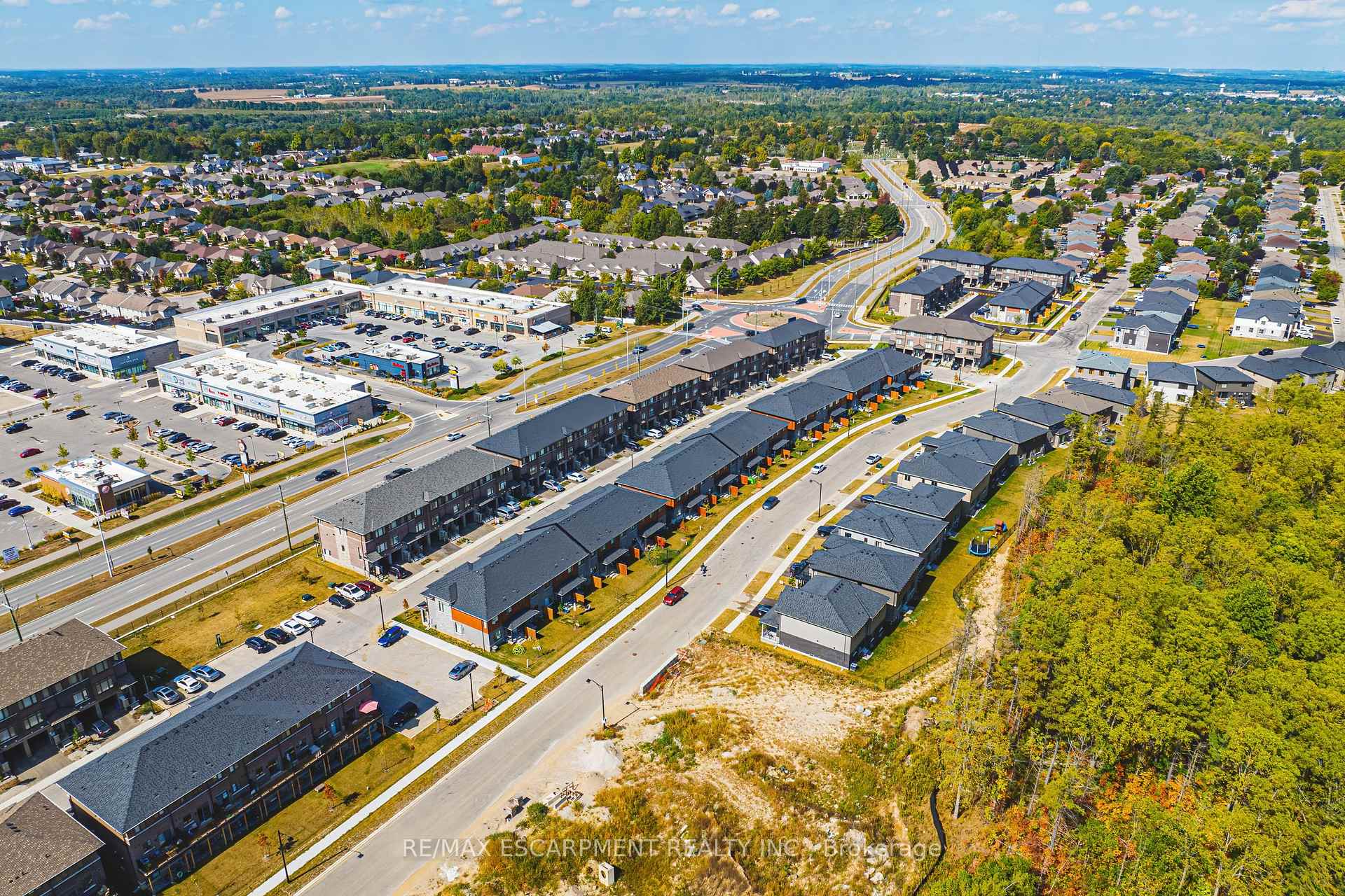 Photo 36 of Unit 18, 120 Court Drive, Brant, Paris — HOMEH
