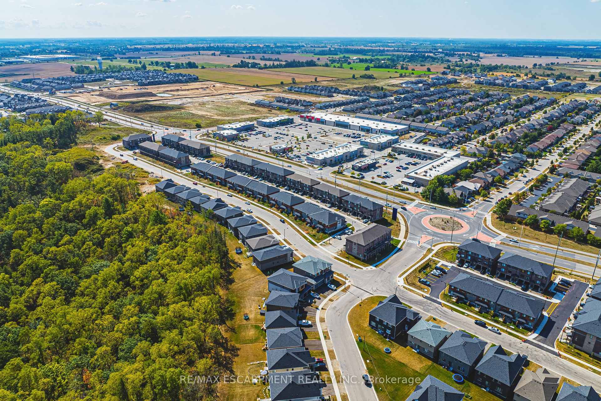 Photo 27 of Unit 18, 120 Court Drive, Brant, Paris — HOMEH