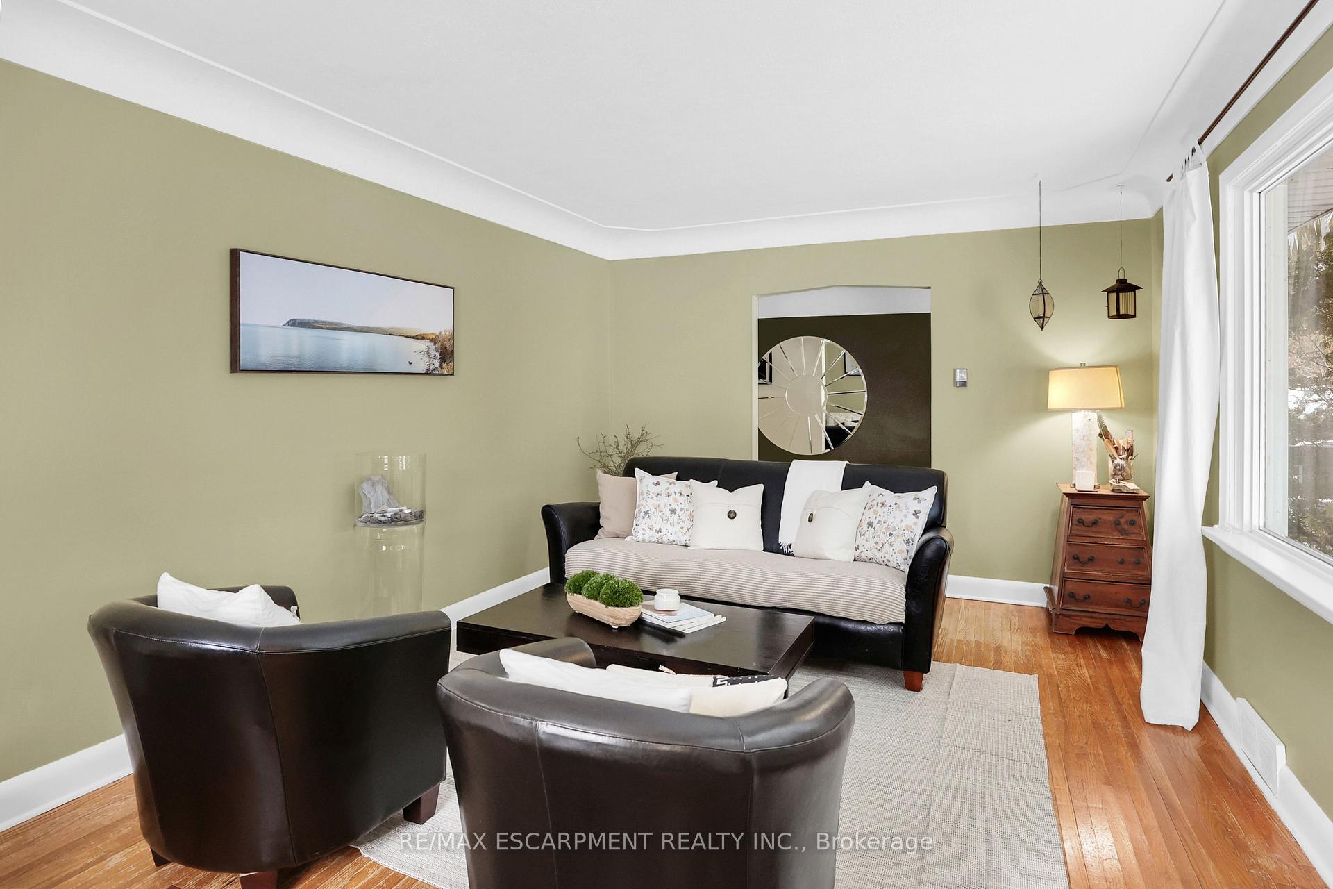 Photo 7 of 359 Book Road, Grimsby, Grimsby Beach — HOMEH