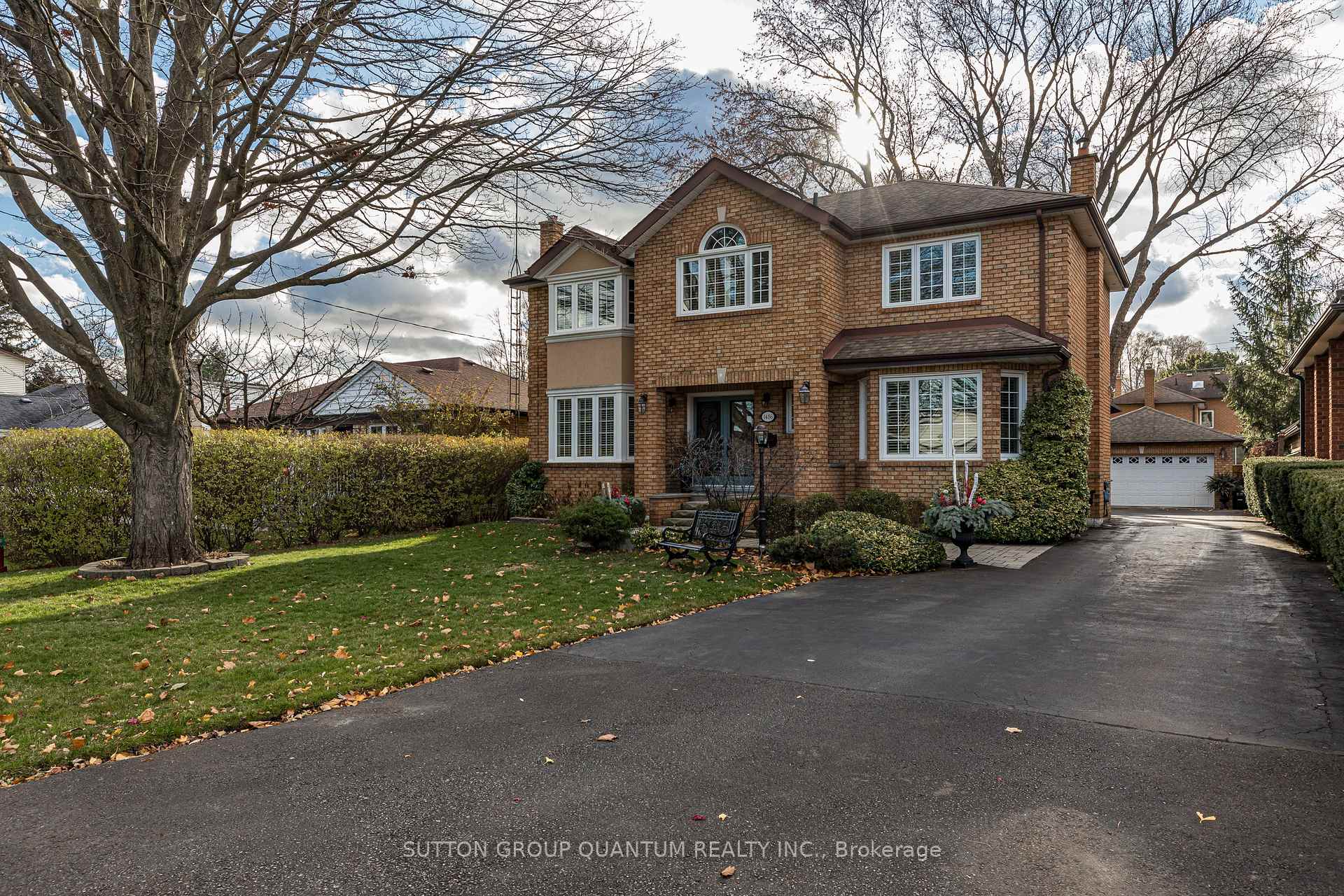 Front of 1486 Myron Drive