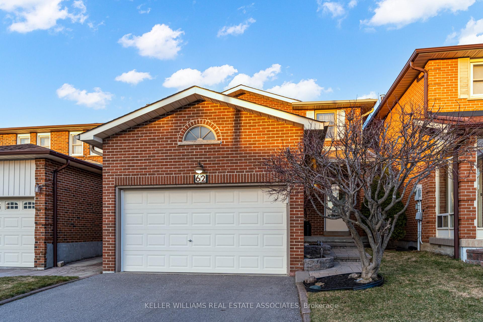 Front of 62 Stargell Crescent