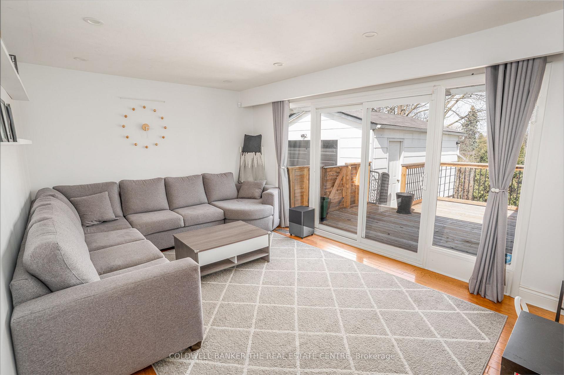 Photo 9 of 741 Jasmine Crescent, Oshawa, Centennial — HOMEH