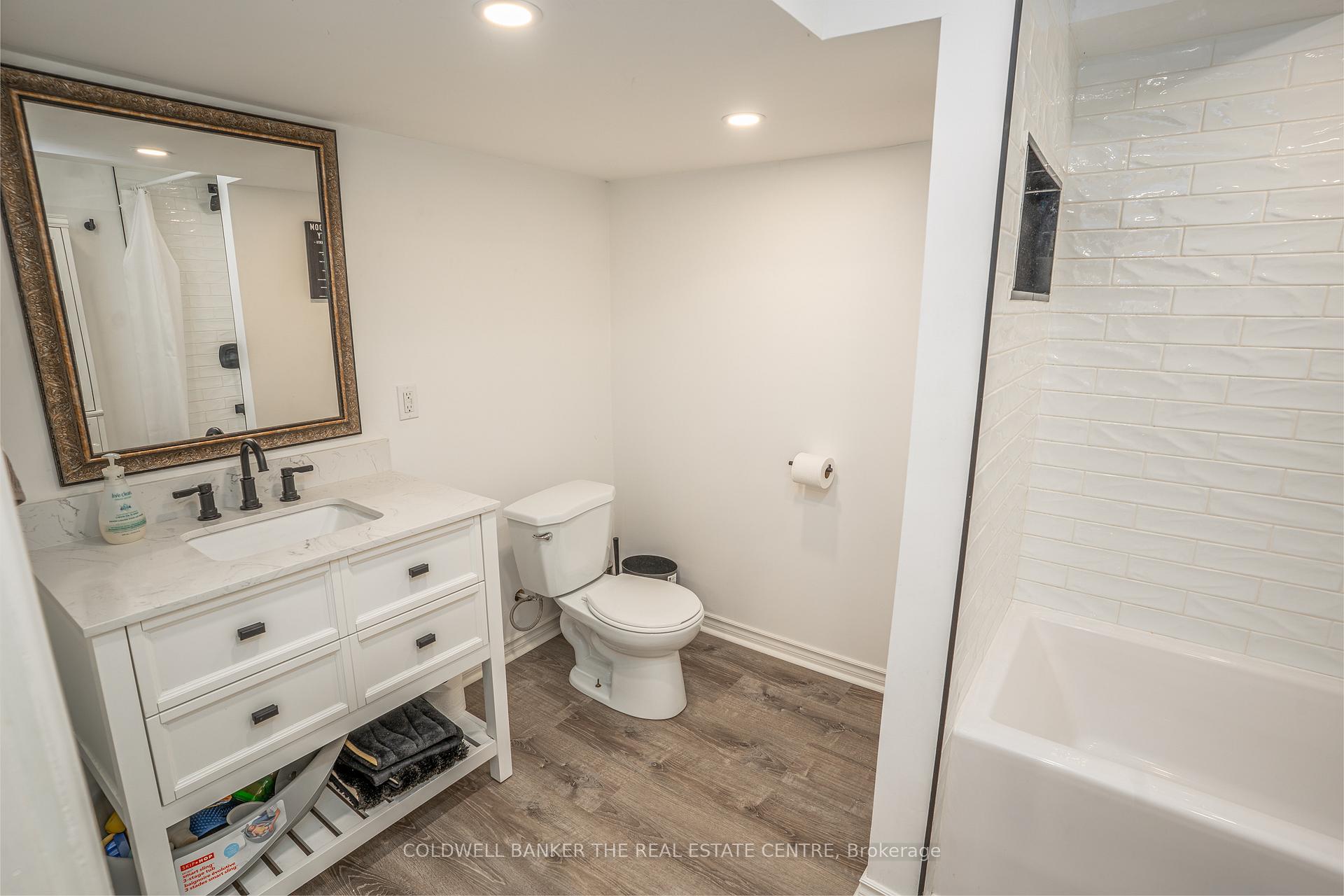 Photo 26 of 741 Jasmine Crescent, Oshawa, Centennial — HOMEH