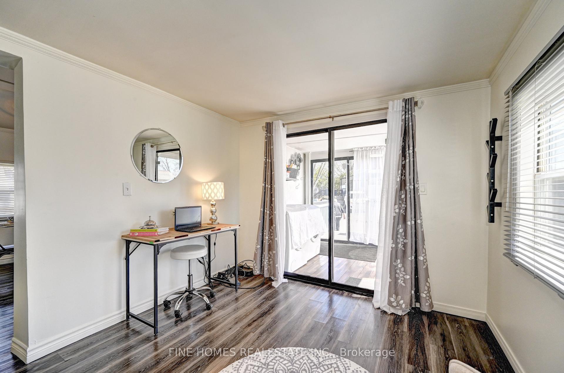 Photo 11 of Unit 266, 580 Beaver Creek Road, Waterloo — HOMEH