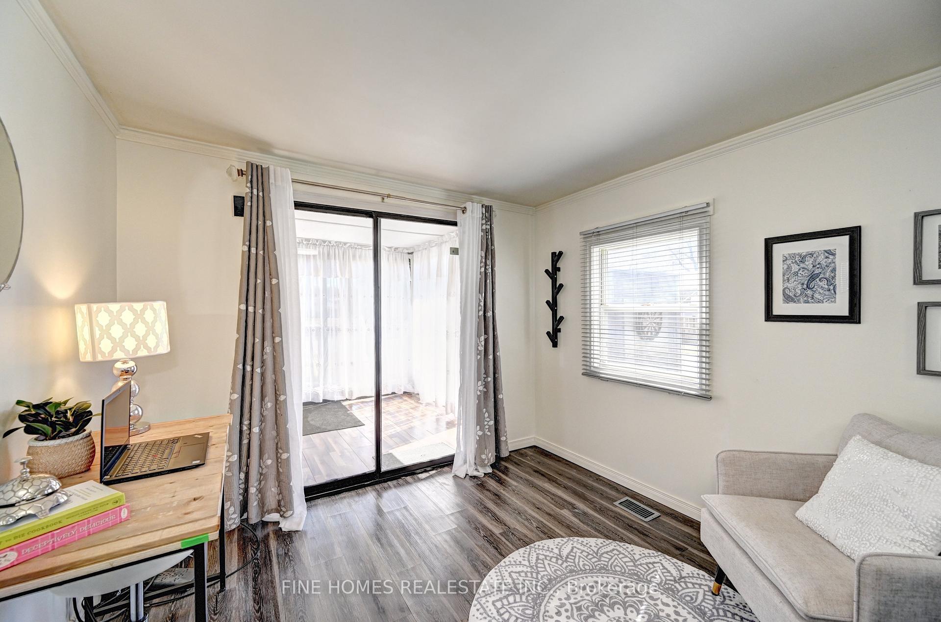 Photo 15 of Unit 266, 580 Beaver Creek Road, Waterloo — HOMEH