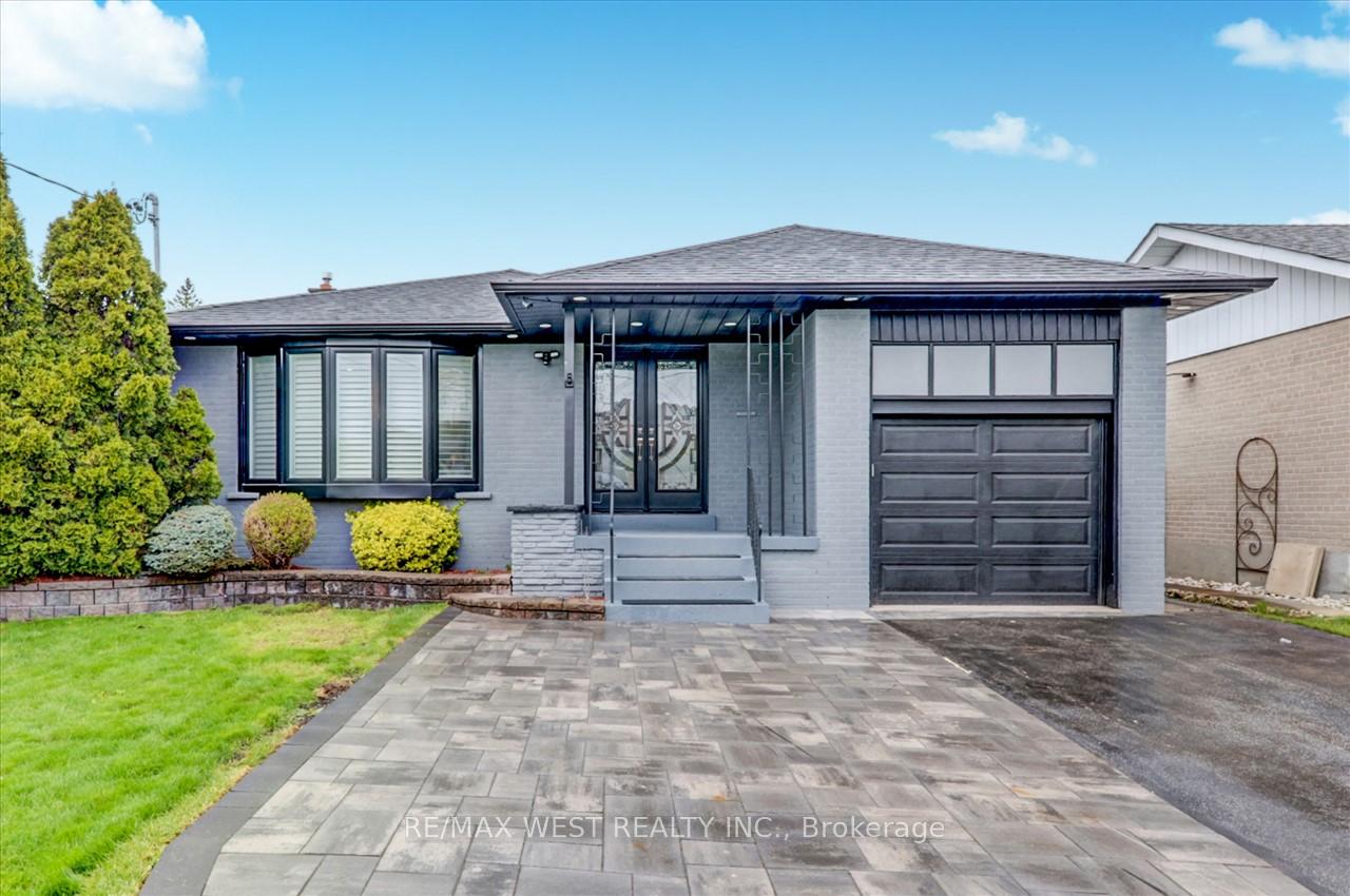 Front of 2b Horizon Crescent