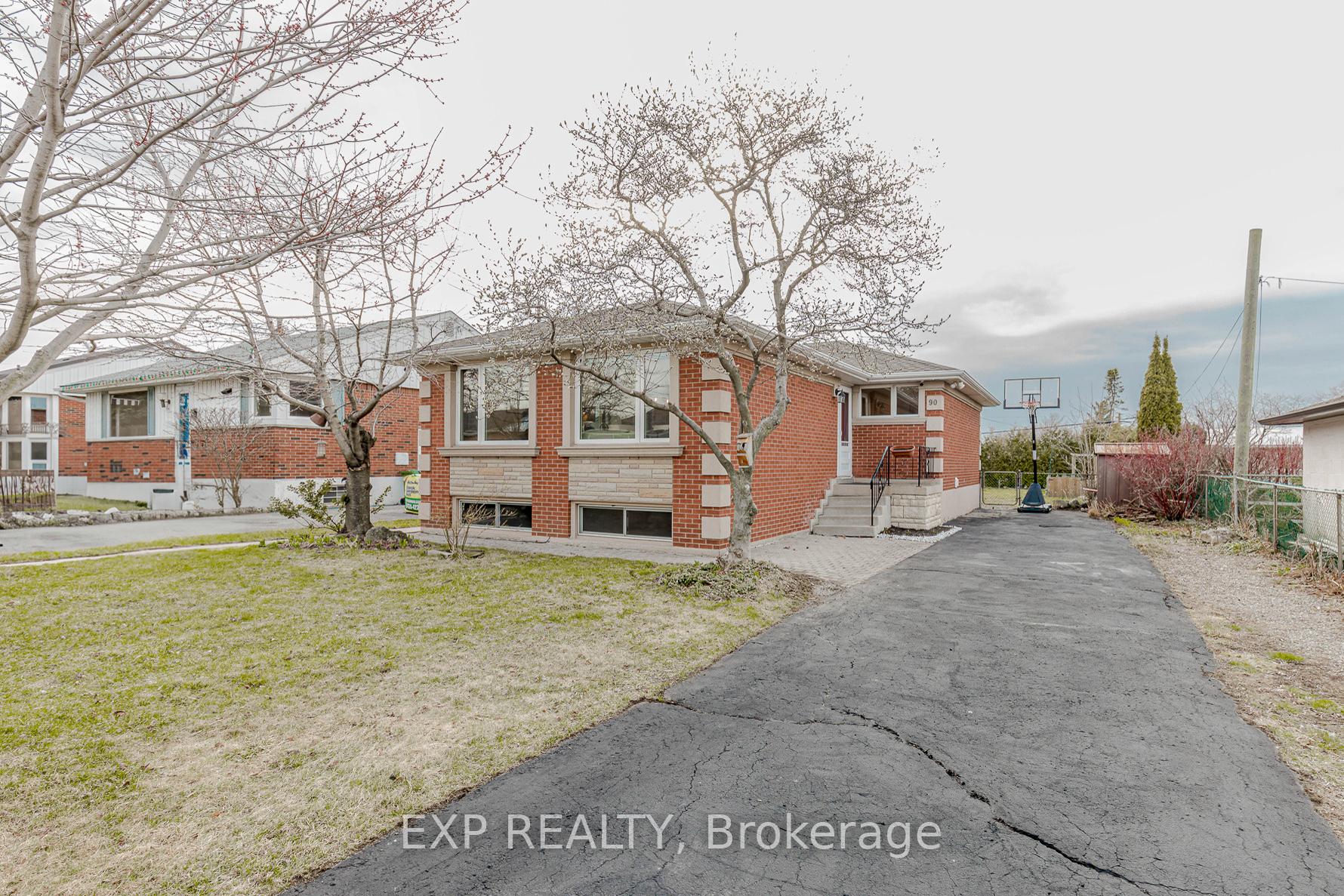 Photo 20 of 90 Welbourn Drive, Hamilton, Balfour — HOMEH