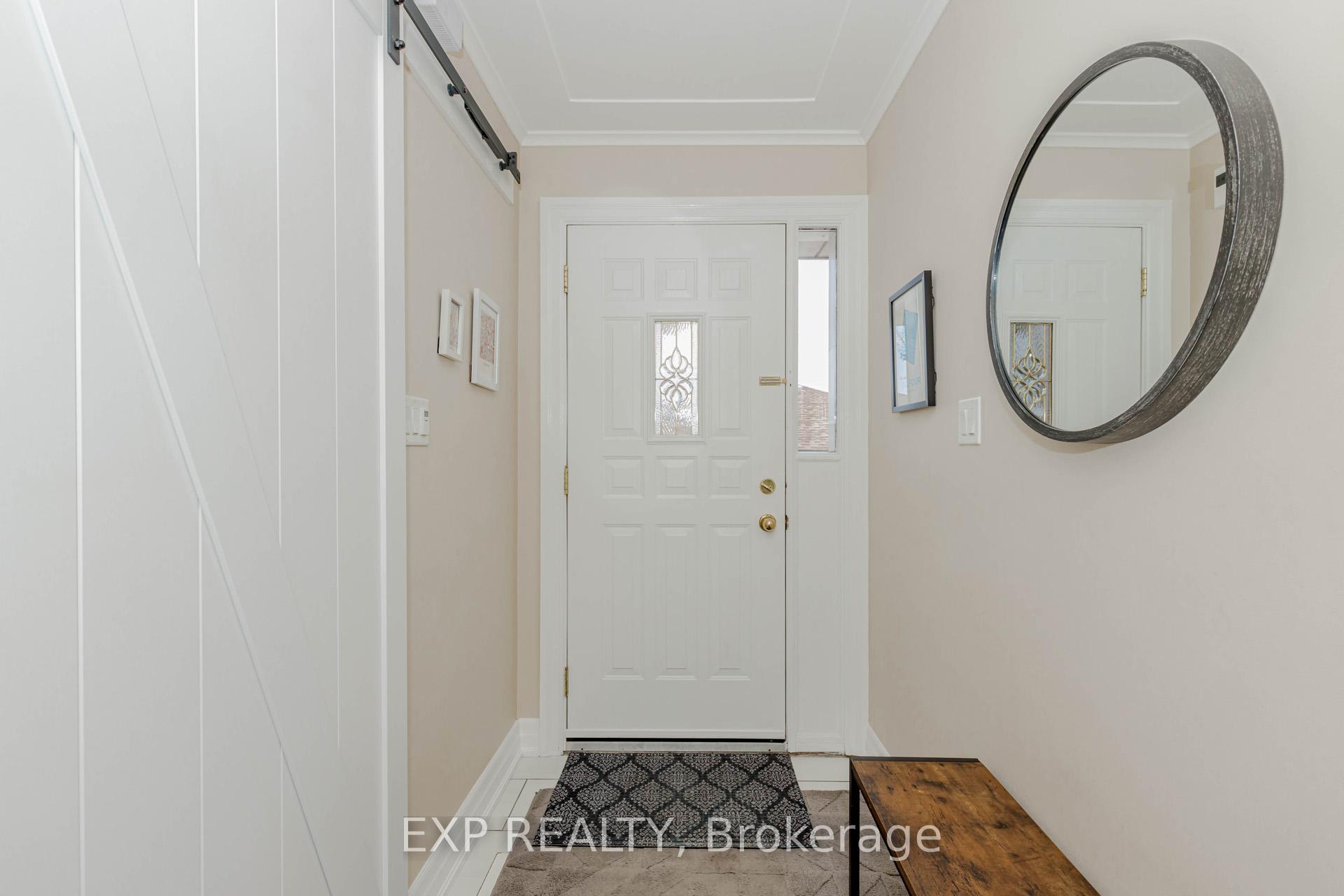 Photo 2 of 90 Welbourn Drive, Hamilton, Balfour — HOMEH