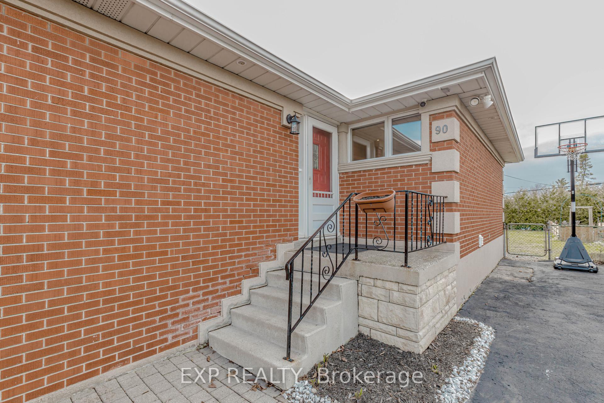 Photo 45 of 90 Welbourn Drive, Hamilton, Balfour — HOMEH
