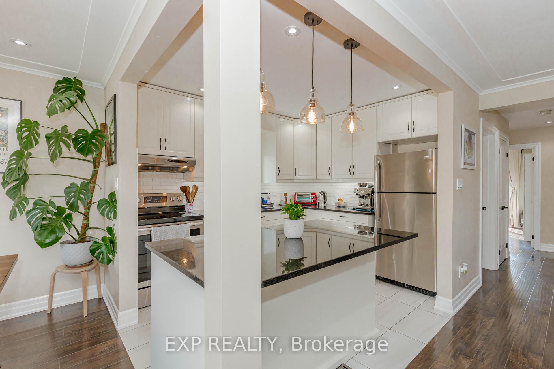 Photo 9 of 90 Welbourn Drive, Hamilton, Balfour — HOMEH