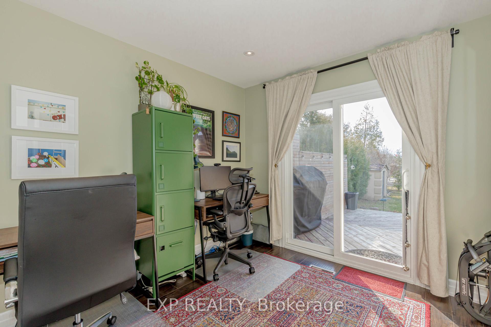 Photo 24 of 90 Welbourn Drive, Hamilton, Balfour — HOMEH