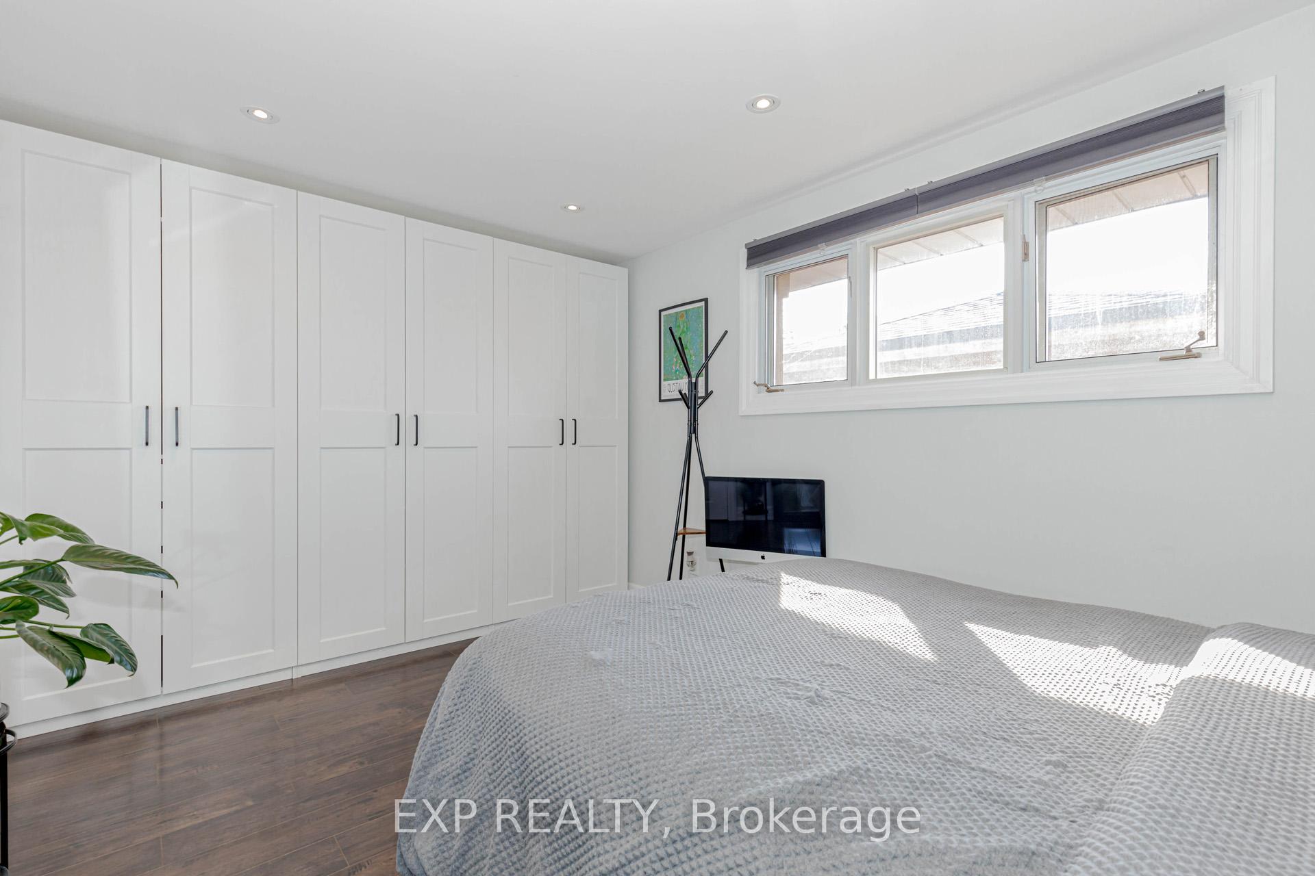 Photo 18 of 90 Welbourn Drive, Hamilton, Balfour — HOMEH